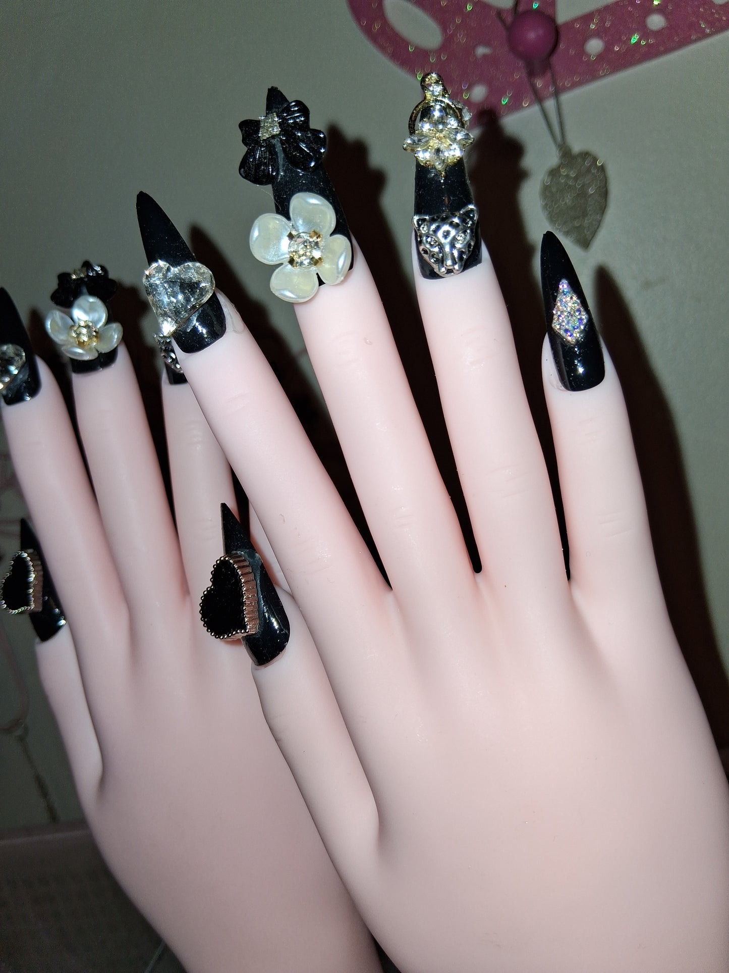 COCOMONEY NAILS CUSTOM 1 OF 1 GLUE ON PRESS ON COMES WITH FREE GIFTS #o59