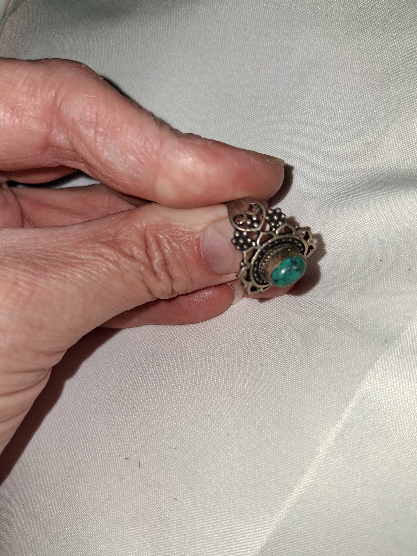 Silver plated ring size 7