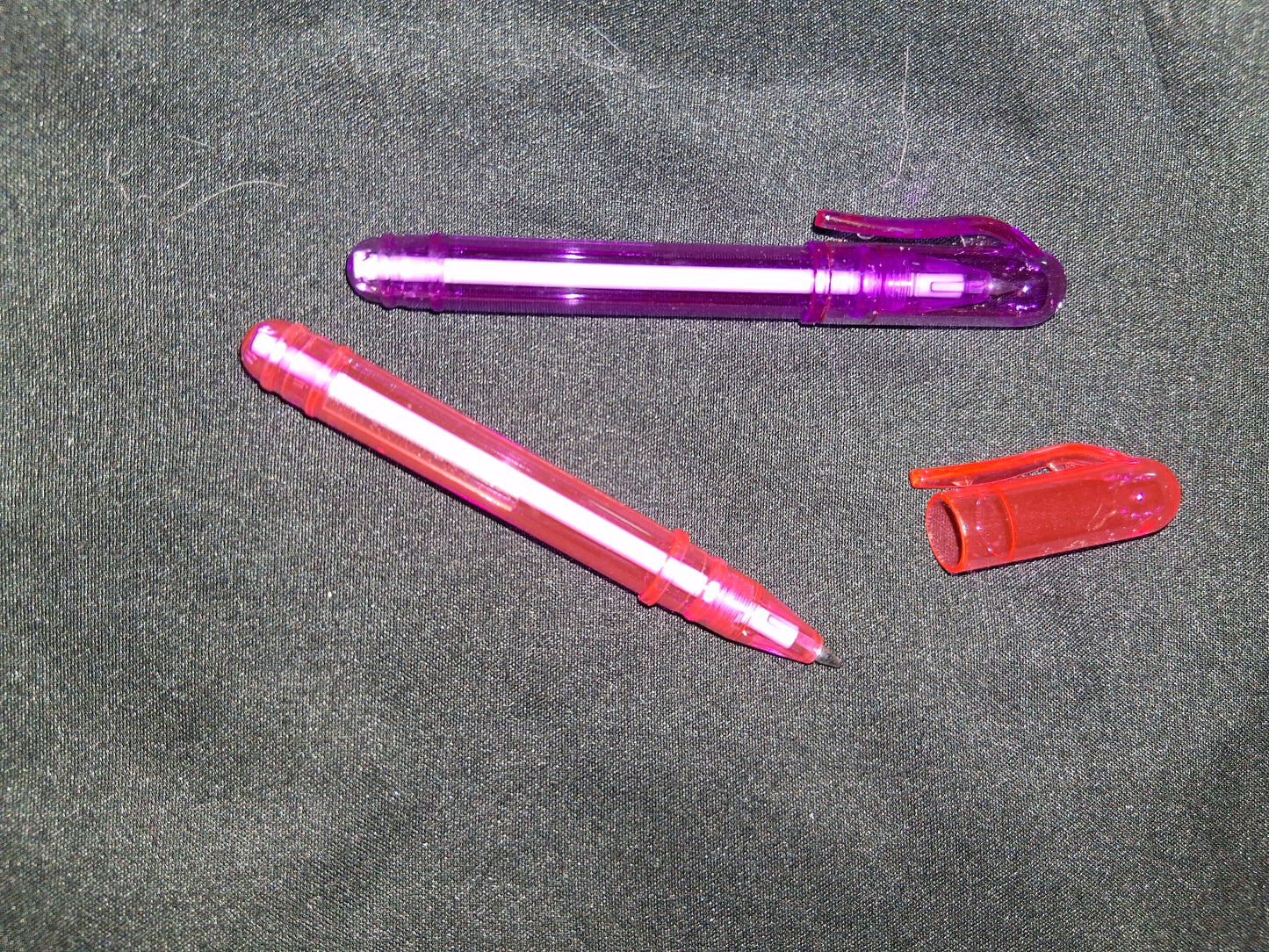 Ink pens 2pc pink and purple ink small pens mini half size