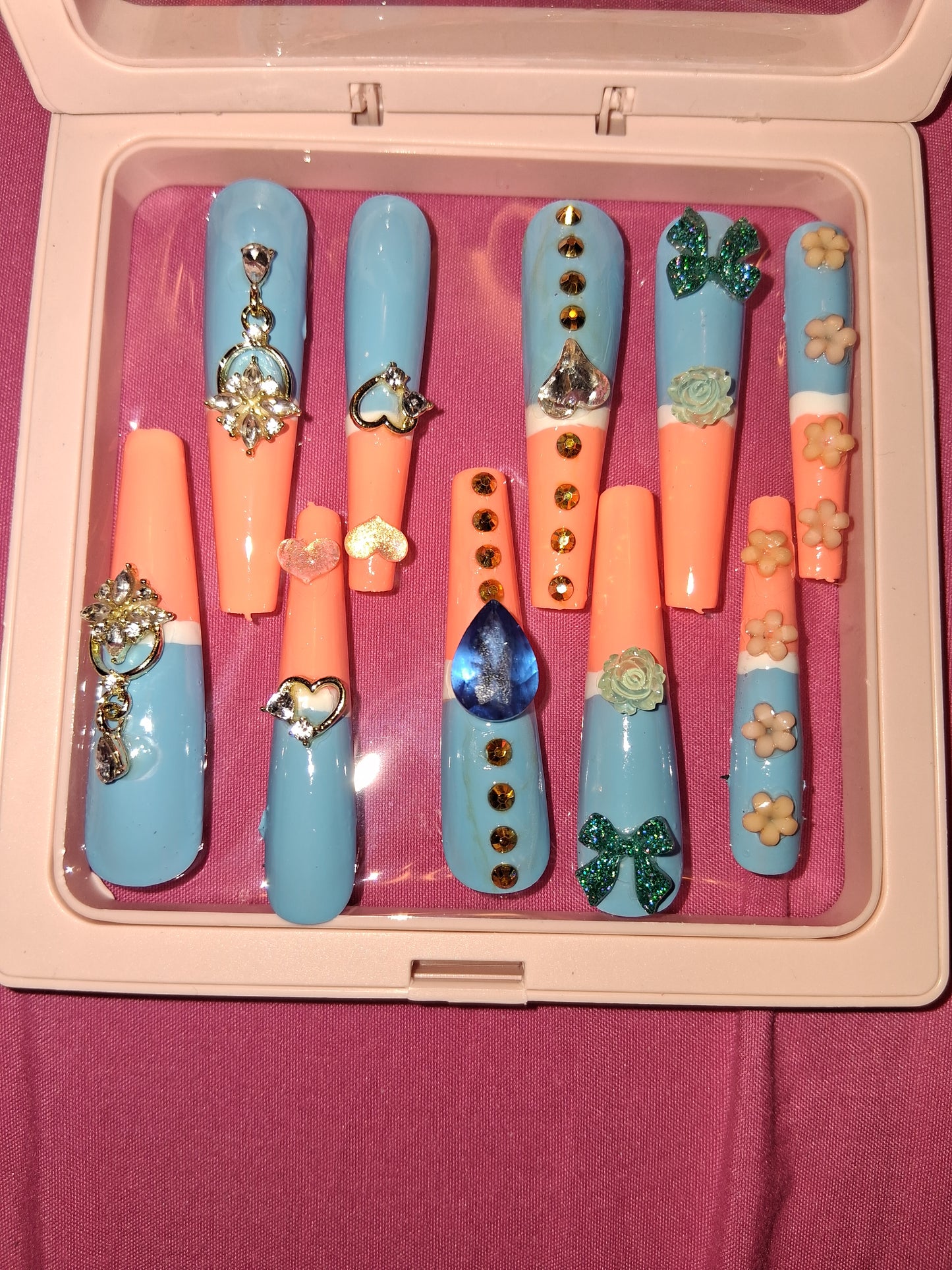 COCOMONEY NAILS CUSTOM 1 OF 1 GLUE ON PRESS ON COMES WITH FREE GIFTS #o39