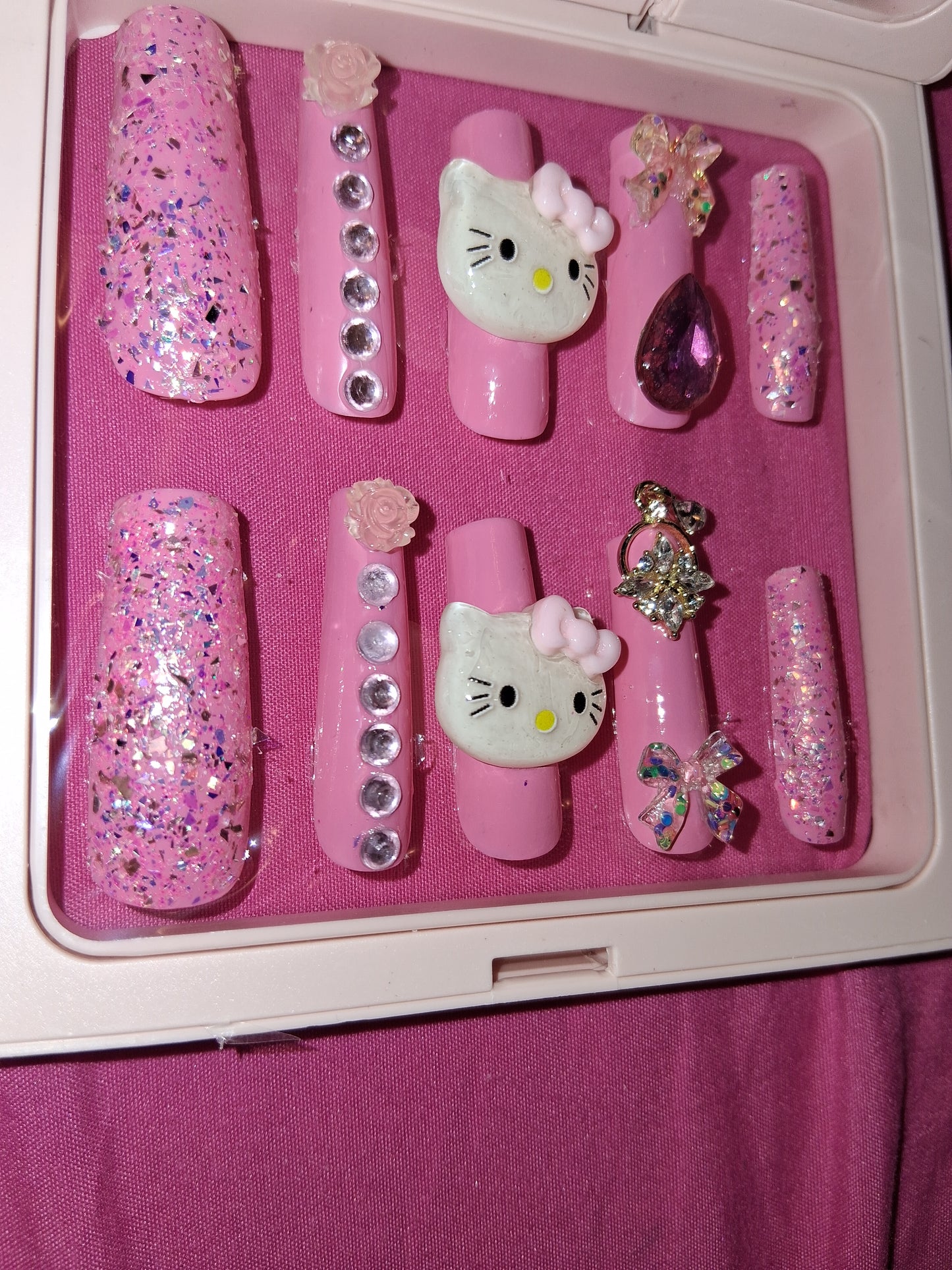 COCOMONEY NAILS CUSTOM 1 OF 1 GLUE ON PRESS ON COMES WITH FREE GIFTS #o44