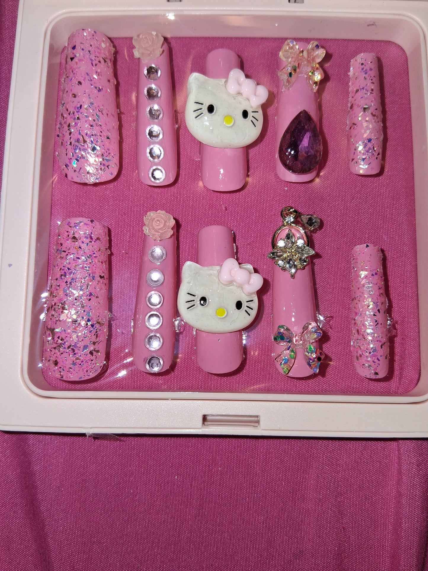COCOMONEY NAILS CUSTOM 1 OF 1 GLUE ON PRESS ON COMES WITH FREE GIFTS #o44
