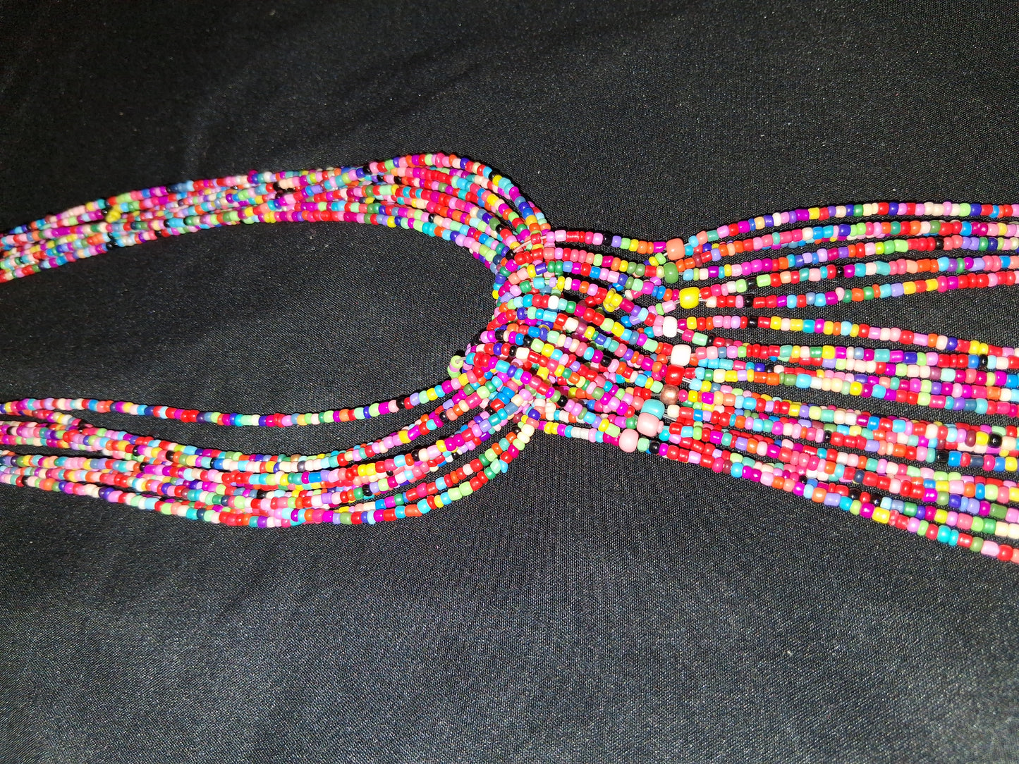 COCOMONEY BEADED NECKLACE 26IN