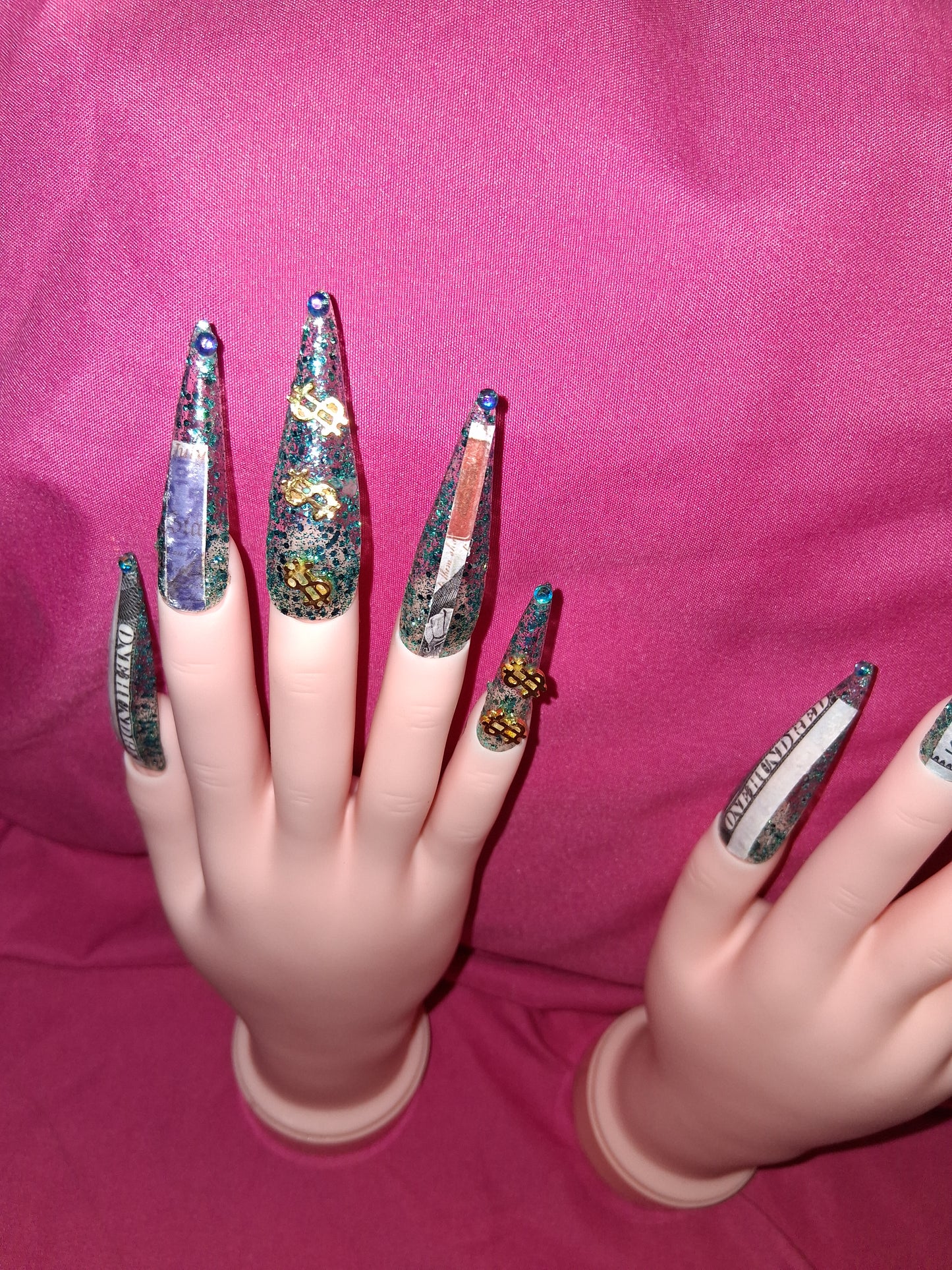 COCOMONEY NAILS CUSTOM 1 OF 1 GLUE ON PRESS ON COMES WITH FREE GIFTS #o32
