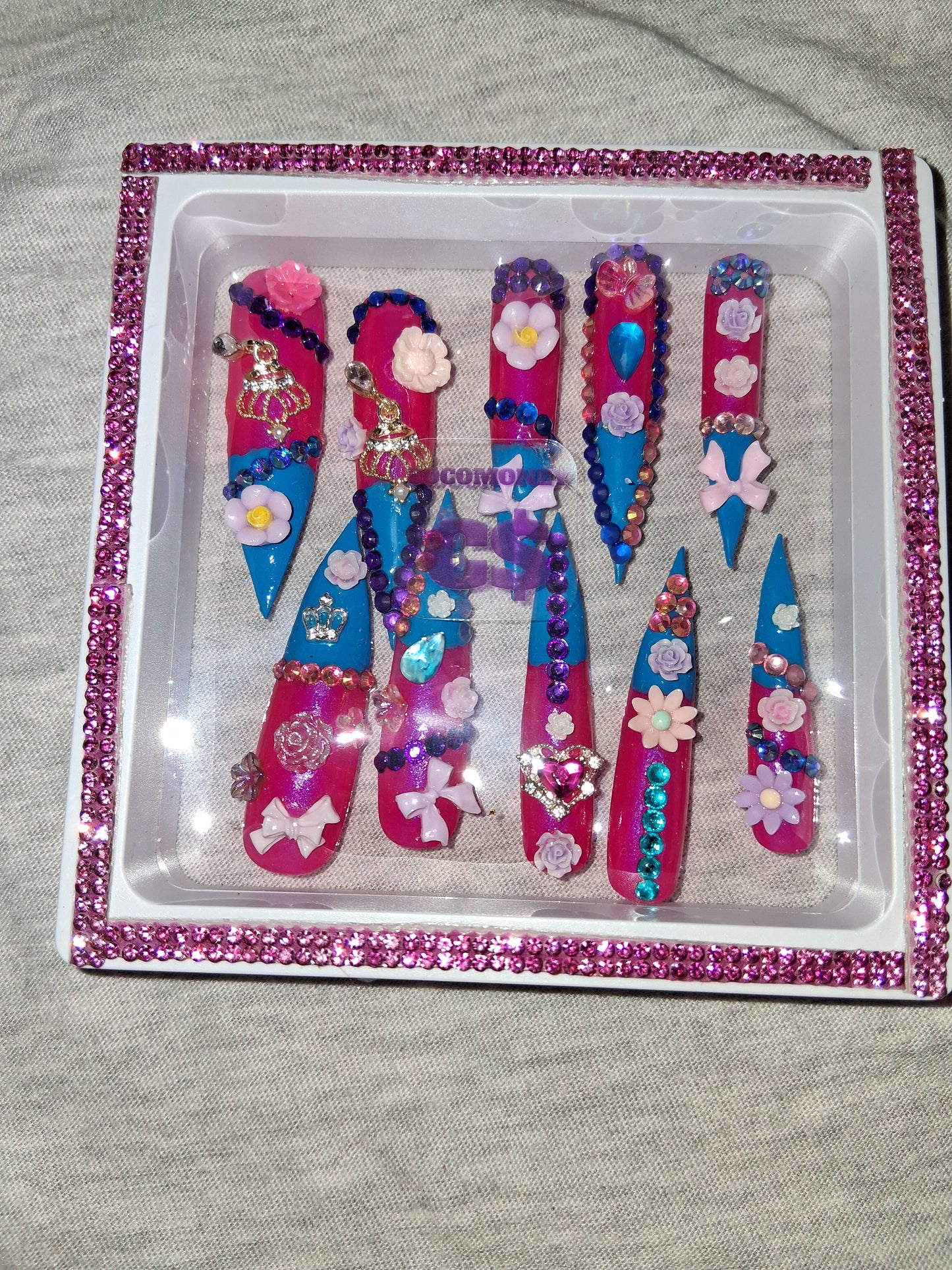 COCOMONEY NAILS CUSTOM 1 OF 1 GLUE ON PRESS ON COMES WITH FREE GIFTS #p69