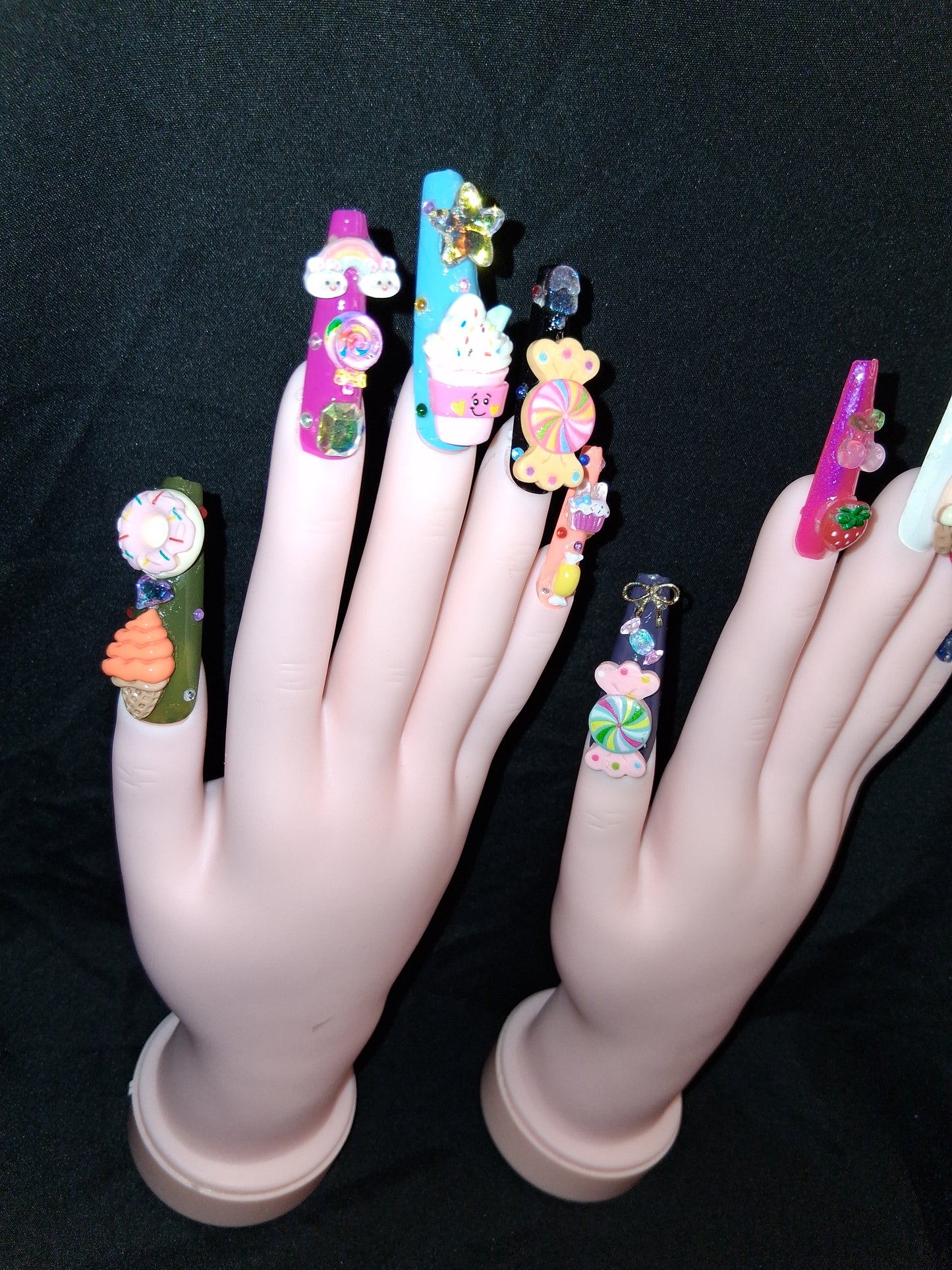 COCOMONEY NAILS CUSTOM 1 OF 1 GLUE ON PRESS ON COMES WITH FREE GIFTS #o86