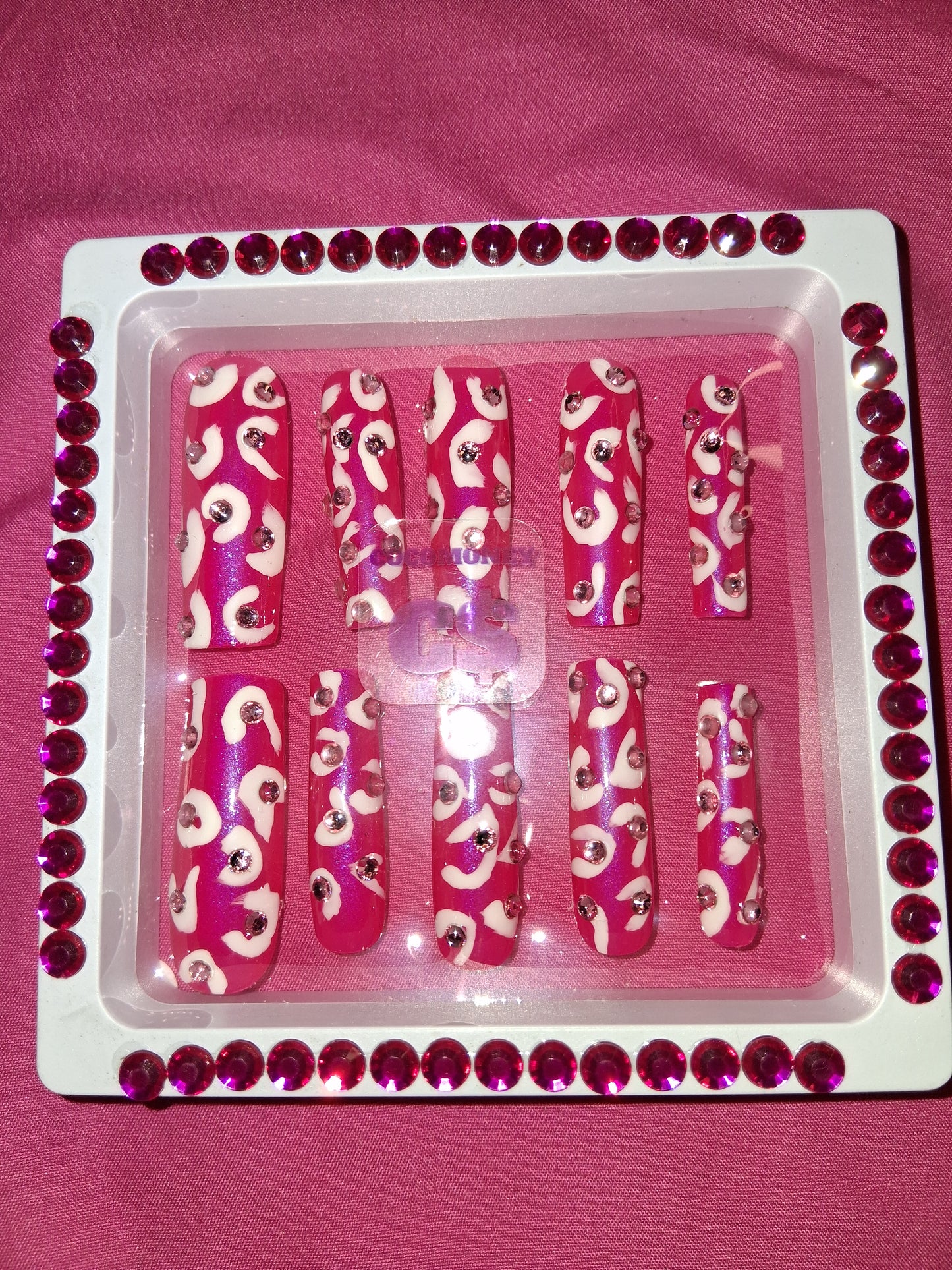 COCOMONEY NAILS CUSTOM 1 OF 1 GLUE ON PRESS ON COMES WITH FREE GIFTS #o8