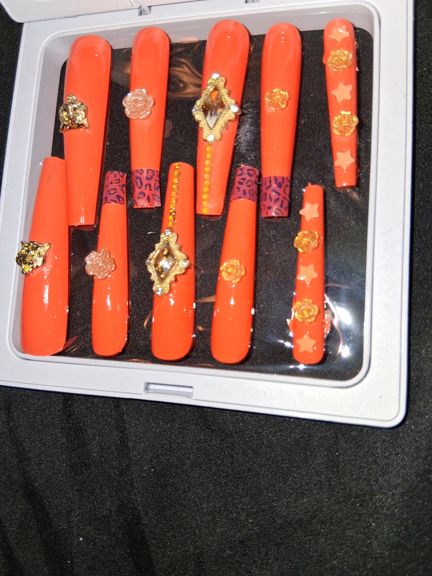COCOMONEY NAILS CUSTOM 1 OF 1 GLUE ON PRESS ON COMES WITH FREE GIFTS #p61