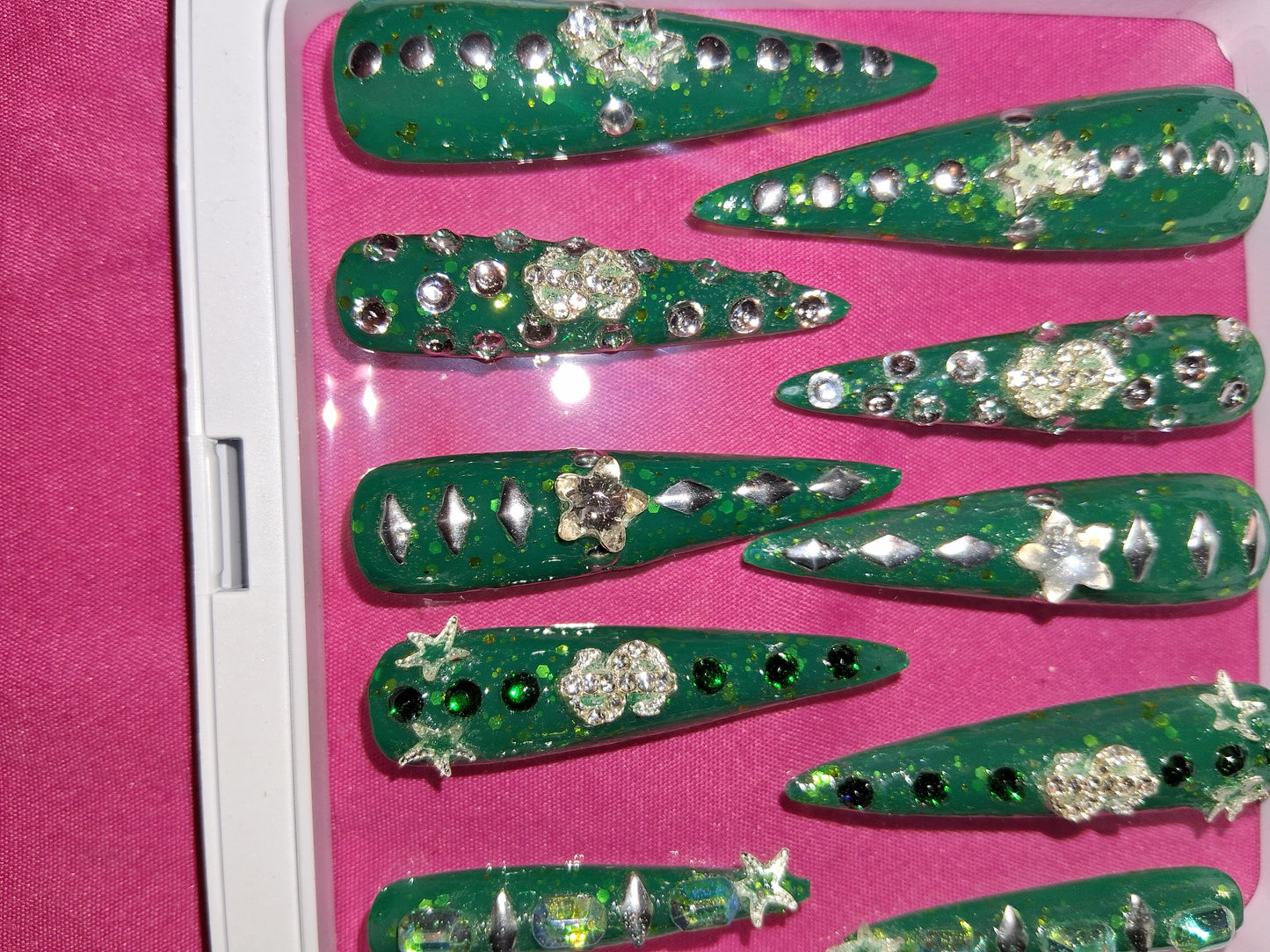 COCOMONEY NAILS CUSTOM 1 OF 1 GLUE ON PRESS ON COMES WITH FREE GIFTS #p22