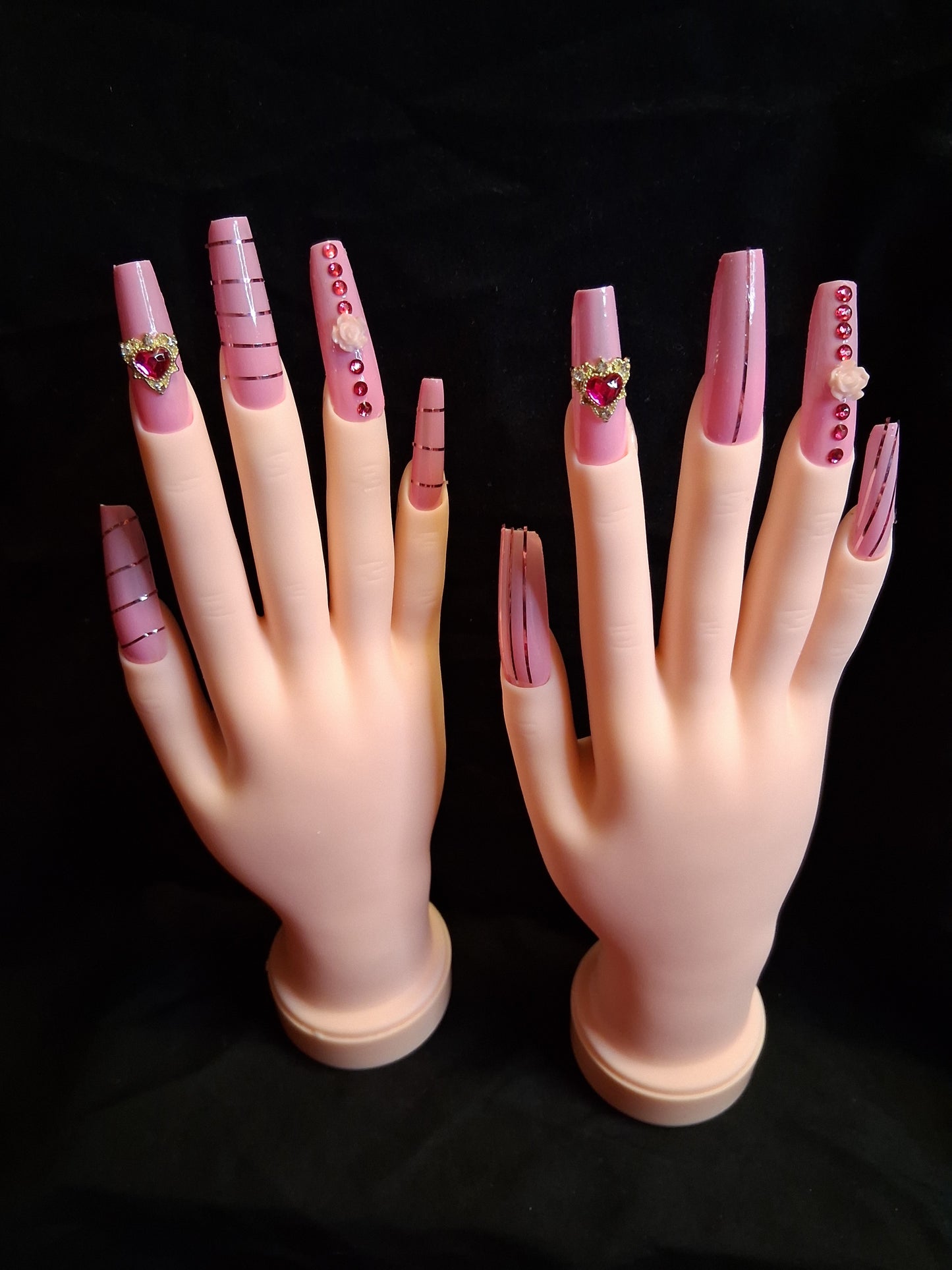 COCOMONEY NAILS CUSTOM 1 OF 1 GLUE ON PRESS ON COMES WITH FREE GIFTS #o82