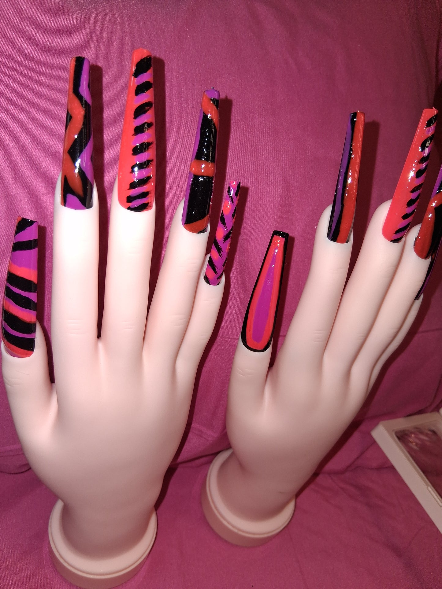COCOMONEY NAILS CUSTOM 1 OF 1 GLUE ON PRESS ON COMES WITH FREE GIFTS #o27