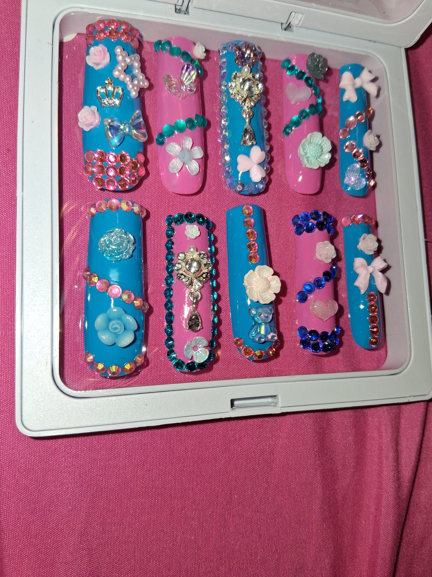 COCOMONEY NAILS CUSTOM 1 OF 1 GLUE ON PRESS ON COMES WITH FREE GIFTS #o23