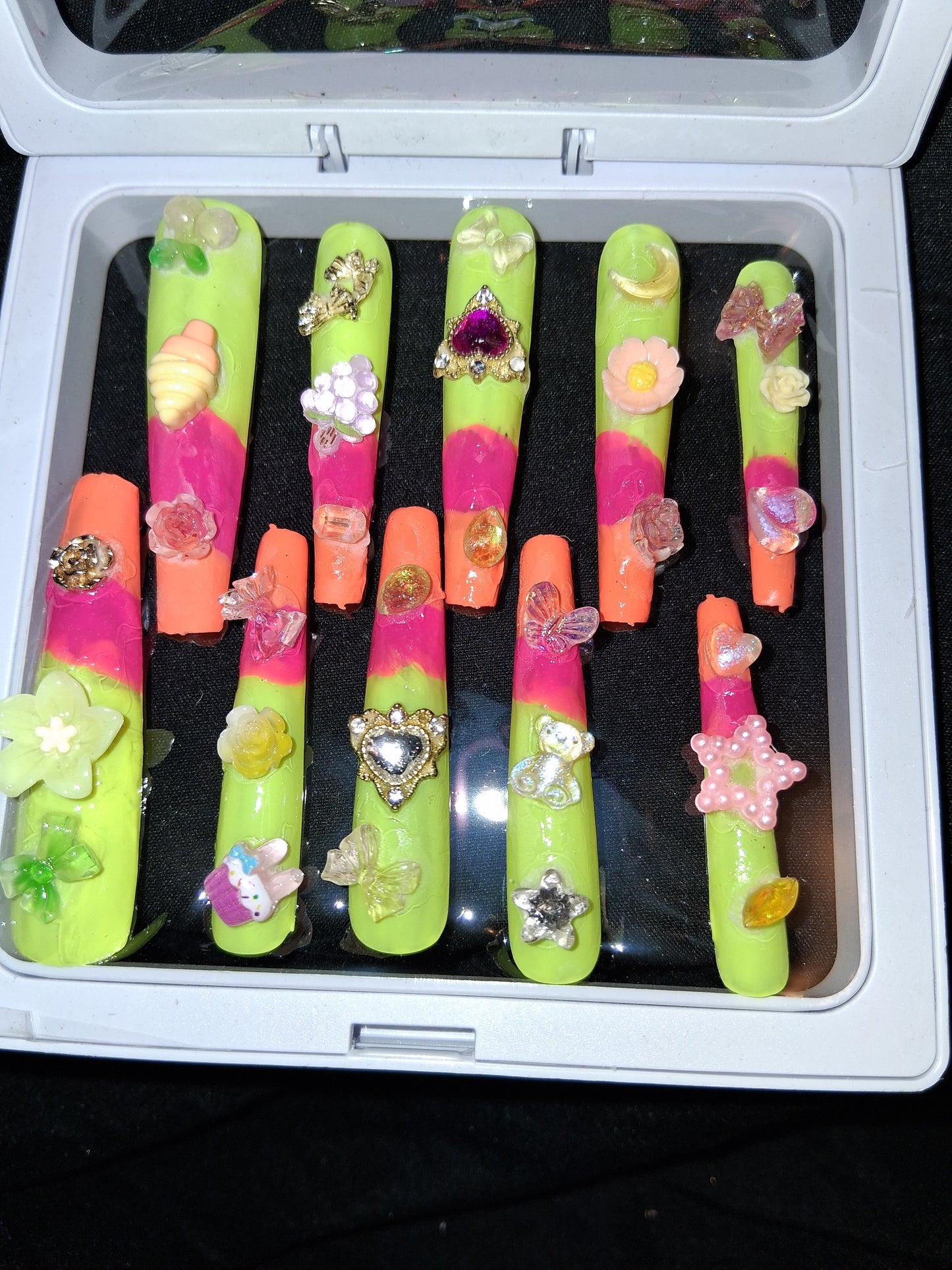 COCOMONEY NAILS CUSTOM 1 OF 1 GLUE ON PRESS ON COMES WITH FREE GIFTS #o85