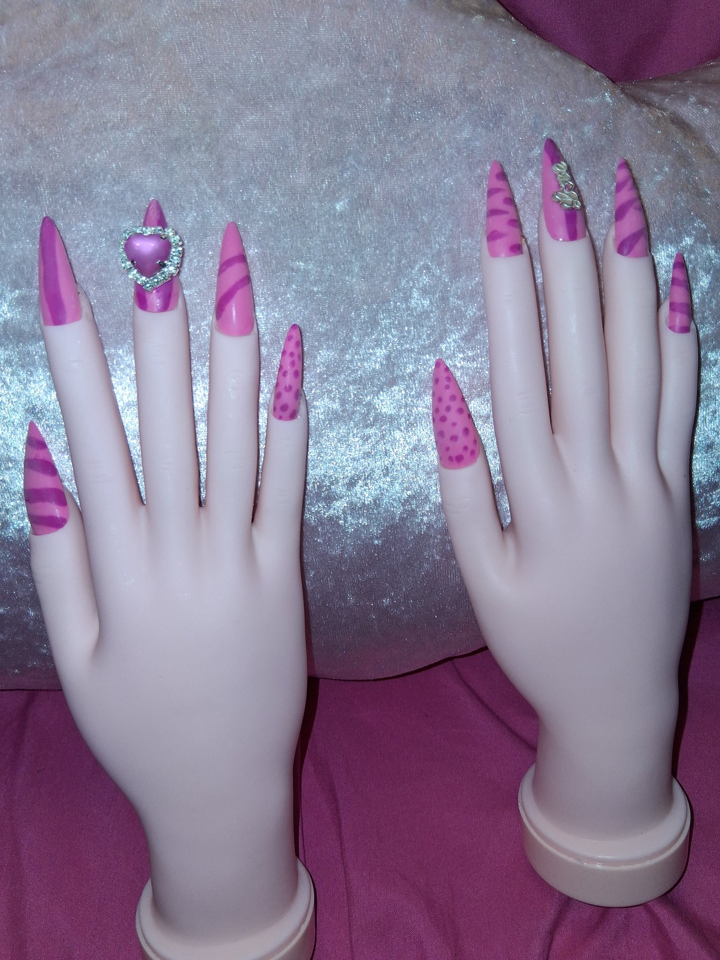 COCOMONEY NAILS CUSTOM 1 OF 1 GLUE ON PRESS ON COMES WITH FREE GIFTS #b94