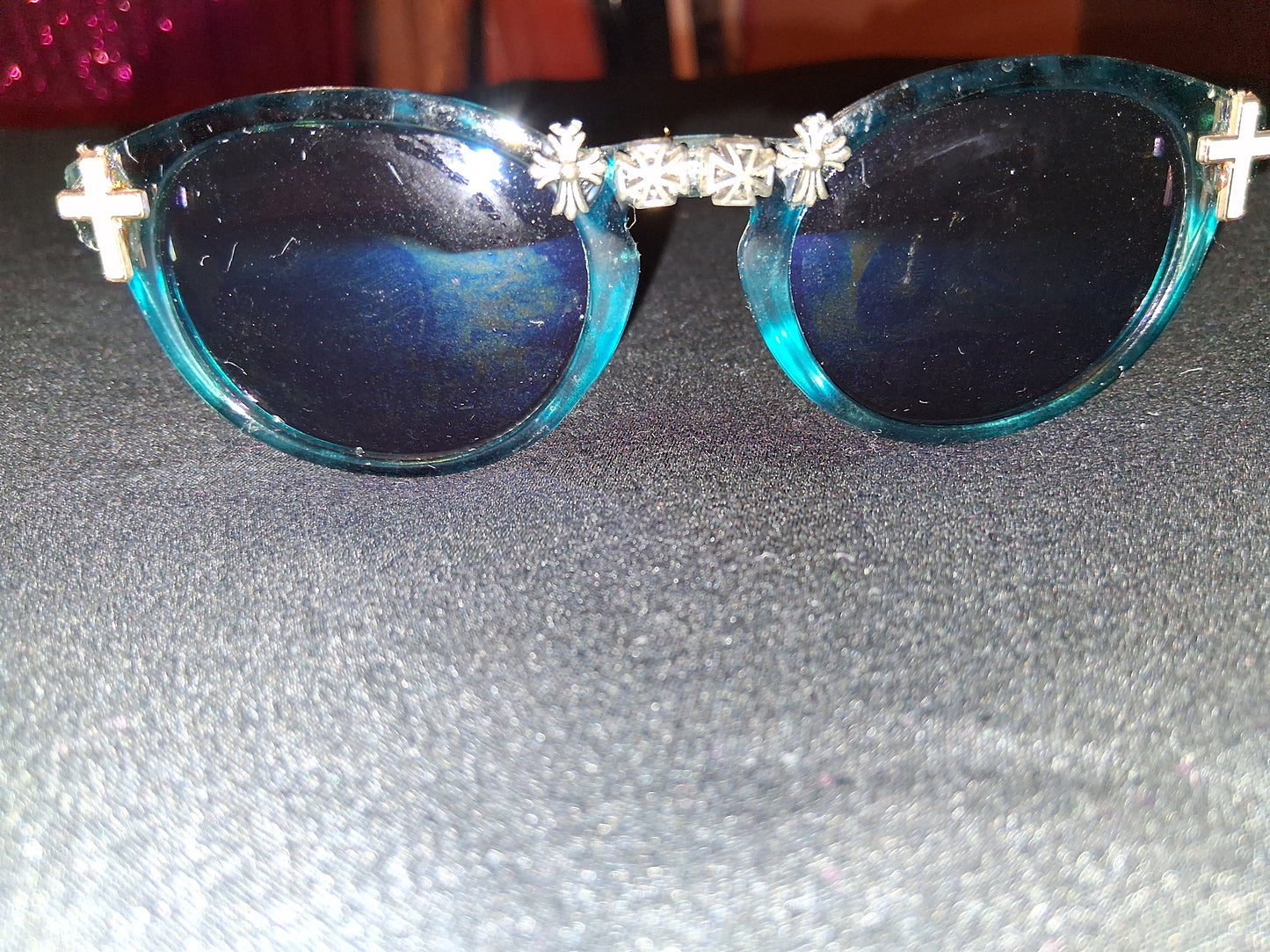 COCOMONEY GLASSES 1 OF A KIND CUSTOM SUN GLASSES PLASTIC πΆ comes with free gifts π