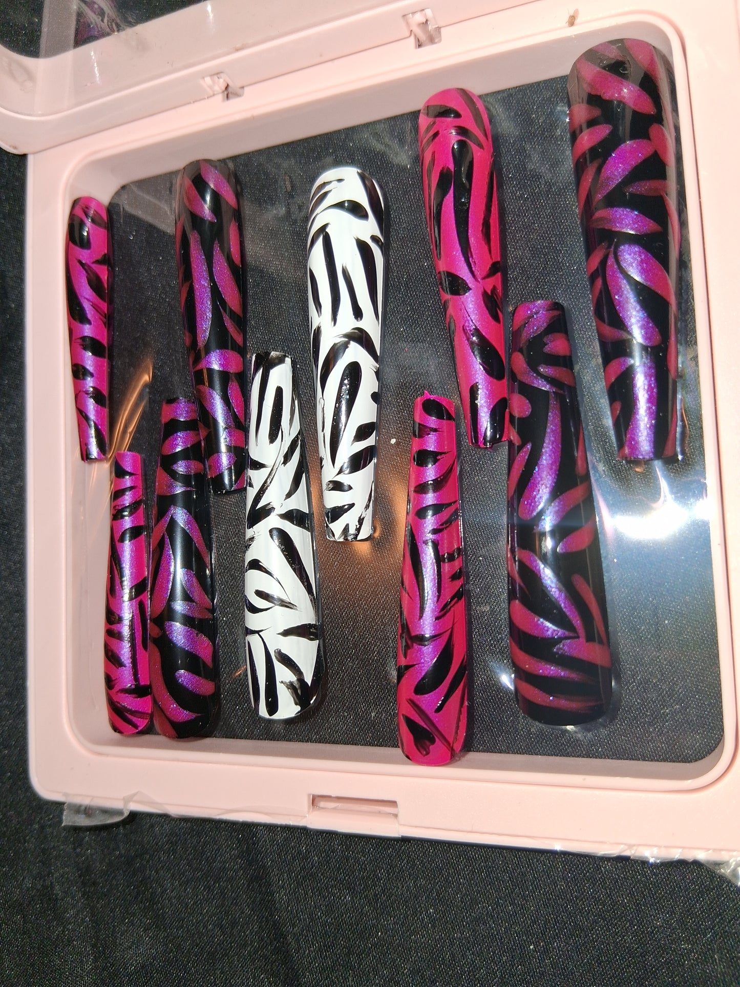 COCOMONEY NAILS CUSTOM 1 OF 1 GLUE ON PRESS ON COMES WITH FREE GIFTS #p53