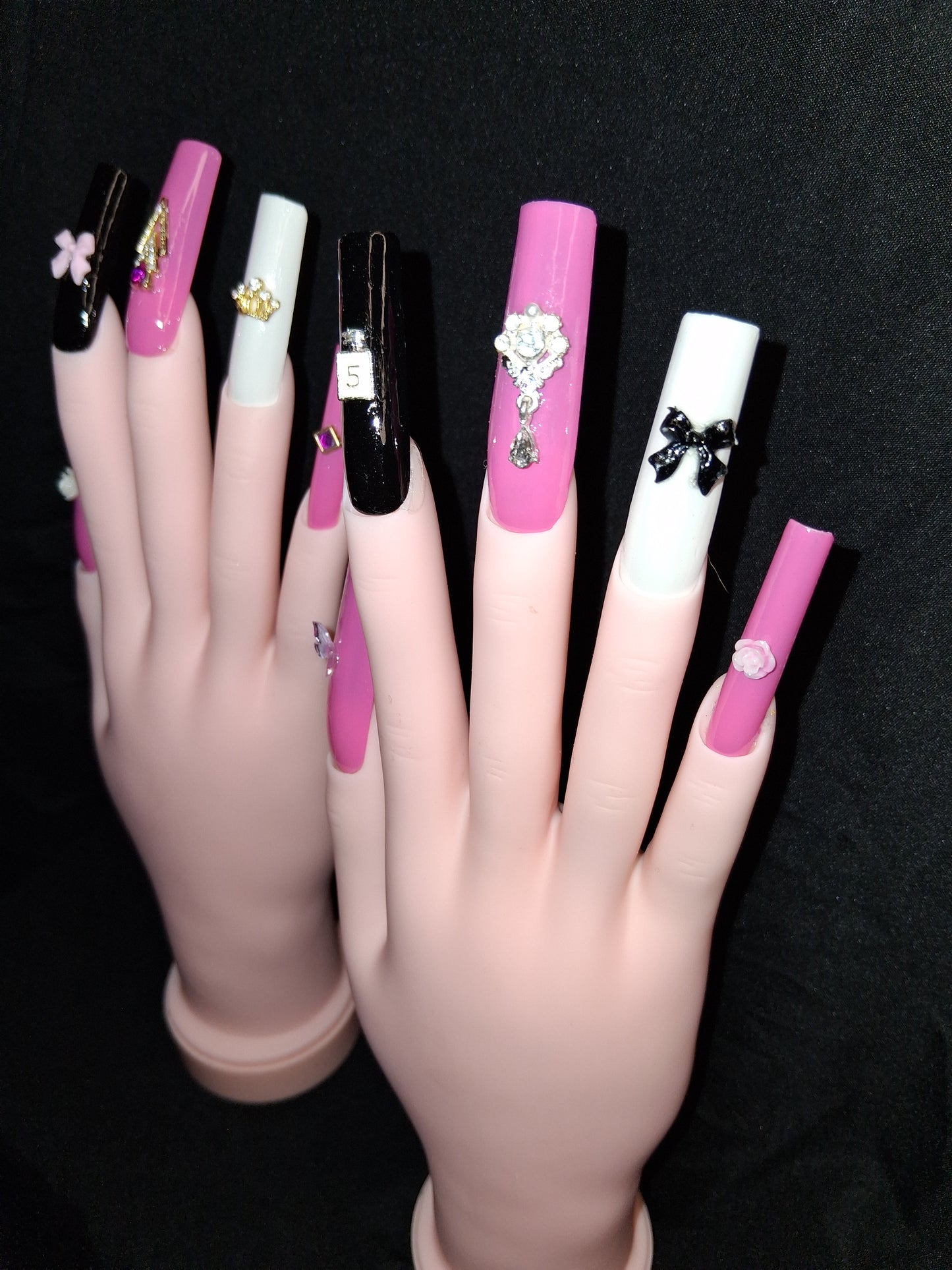 COCOMONEY NAILS CUSTOM 1 OF 1 GLUE ON PRESS ON COMES WITH FREE GIFTS #o89