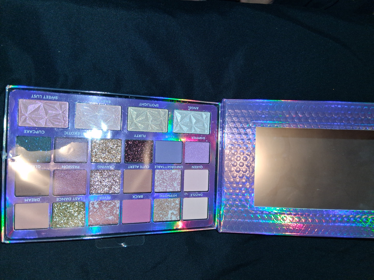 Eyeshadow pallet