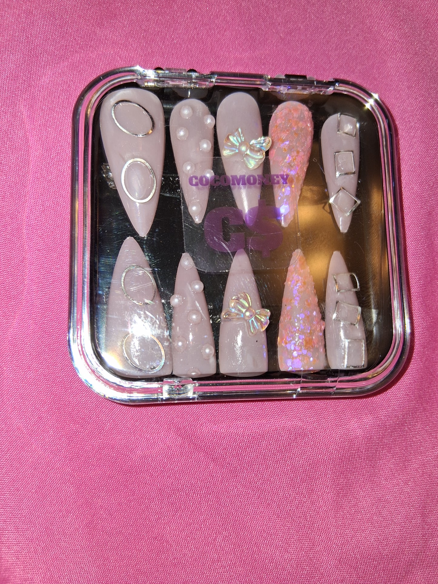COCOMONEY NAILS CUSTOM 1 OF 1 GLUE ON PRESS ON COMES WITH FREE GIFTS #b61