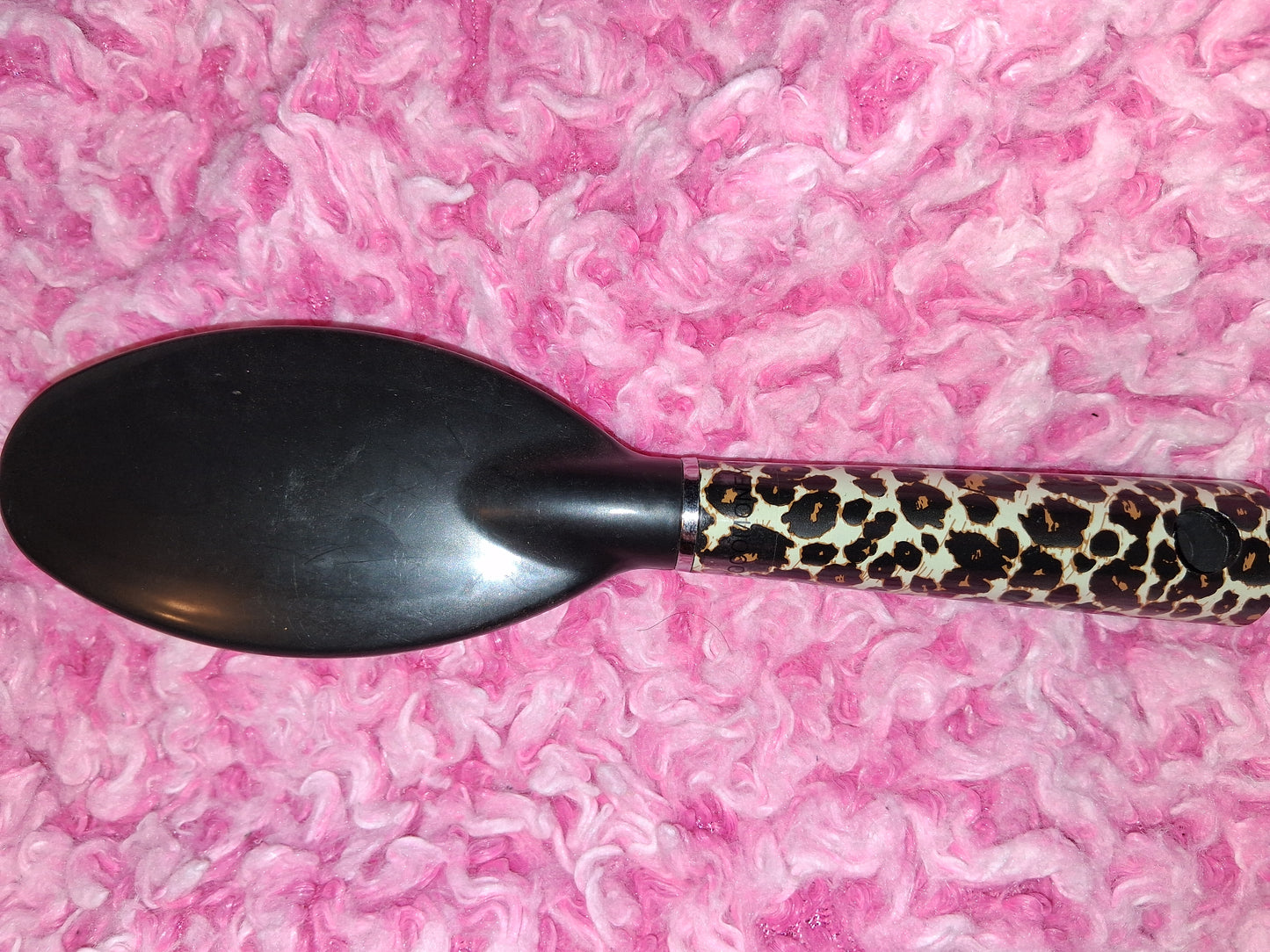COCOMONEY HAIR BRUSH FULL SIZE PLASTIC with free gift