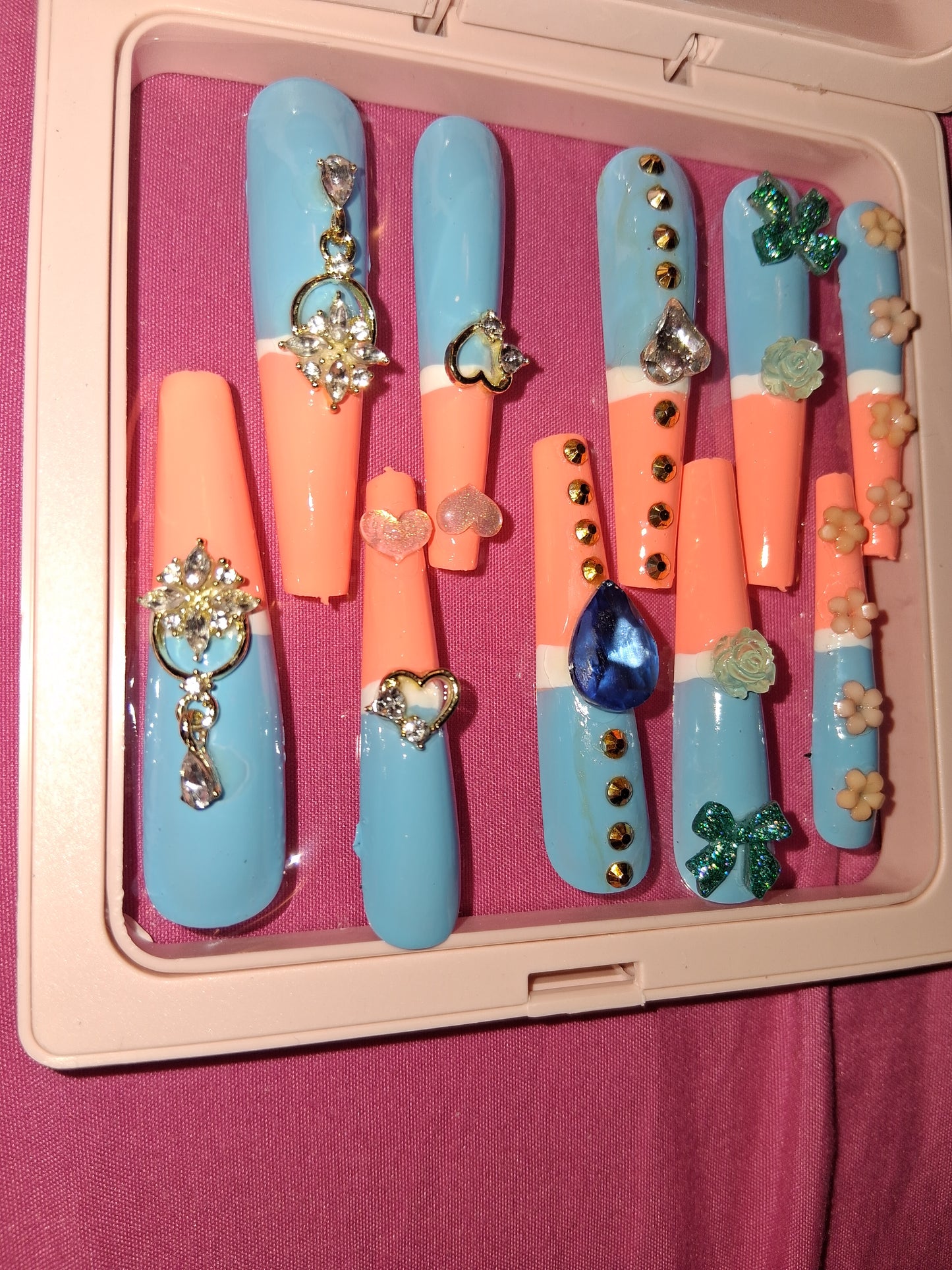 COCOMONEY NAILS CUSTOM 1 OF 1 GLUE ON PRESS ON COMES WITH FREE GIFTS #o39