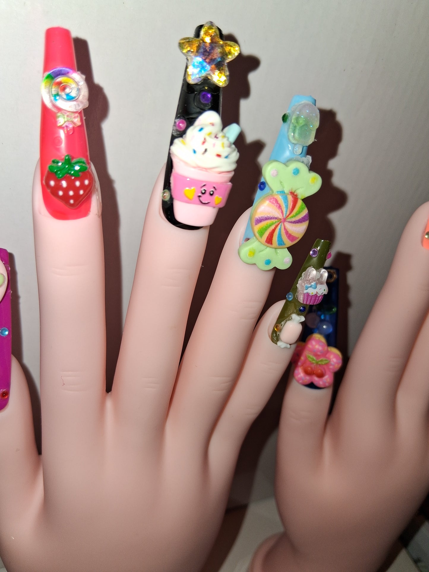 COCOMONEY NAILS CUSTOM 1 OF 1 GLUE ON PRESS ON COMES WITH FREE GIFTS #o95