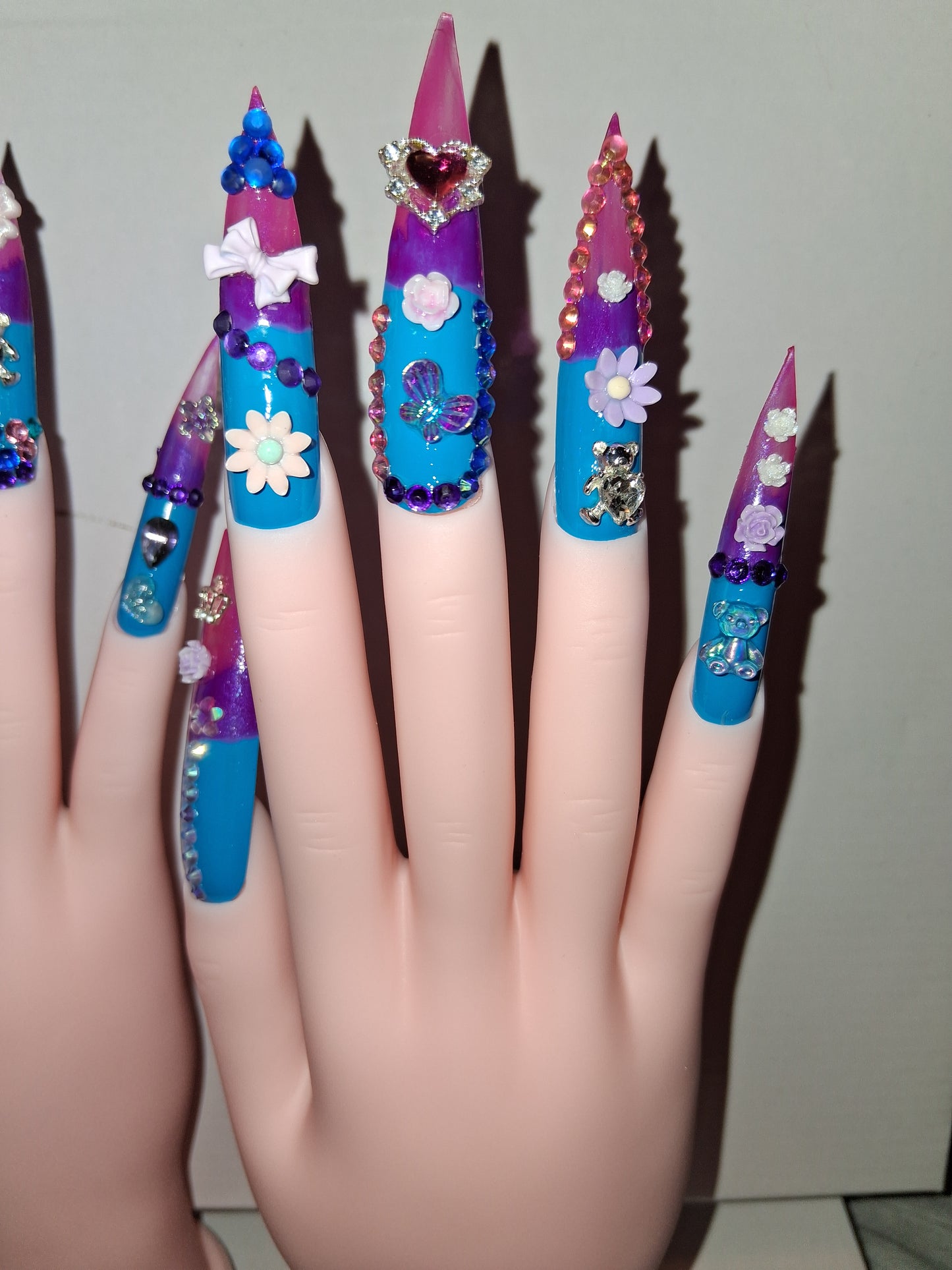 COCOMONEY NAILS CUSTOM 1 OF 1 GLUE ON PRESS ON COMES WITH FREE GIFTS #p73