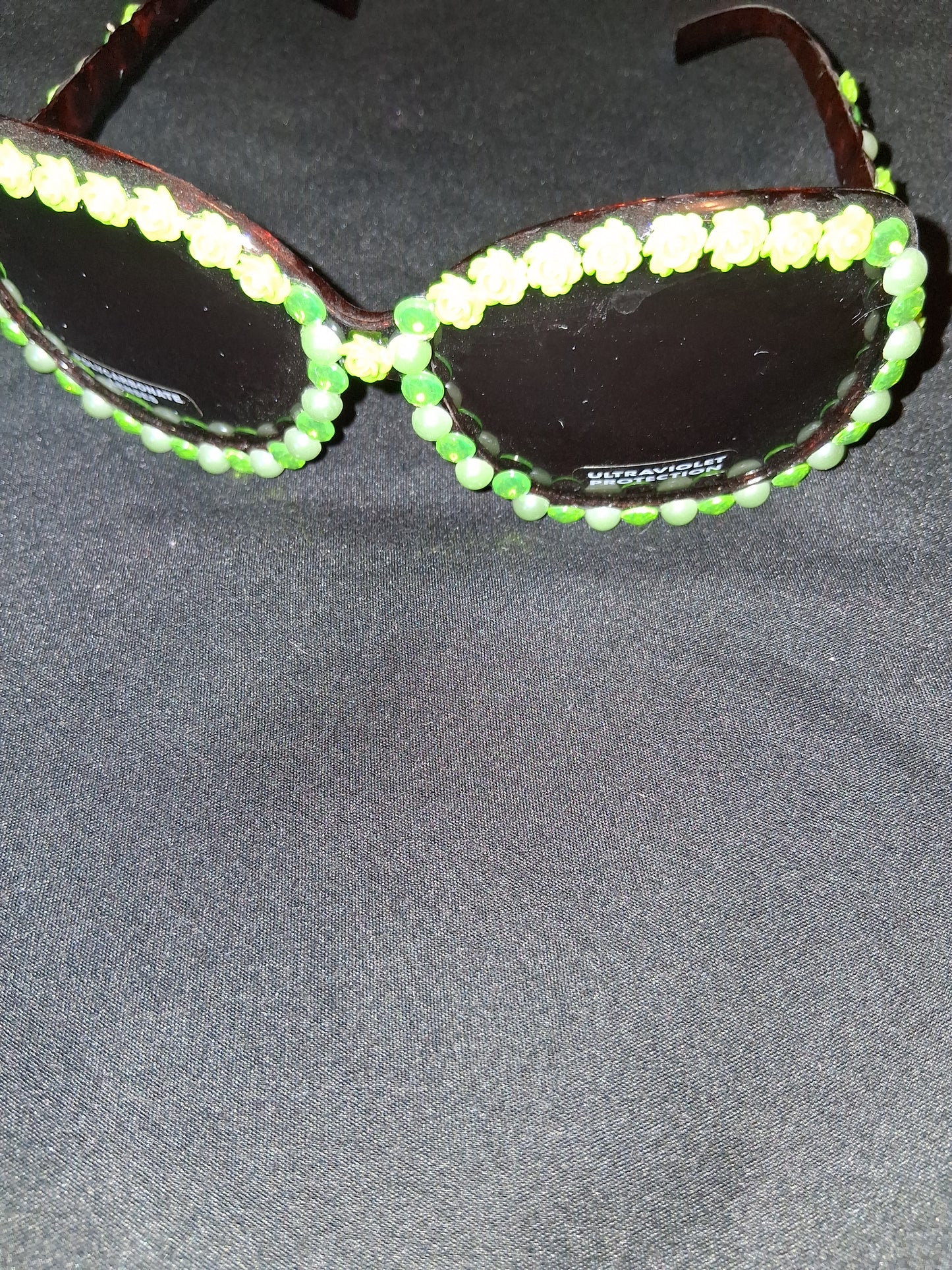 COCOMONEY GLASSES 1 OF A KIND CUSTOM SUN GLASSES PLASTIC πΆ comes with free gifts π