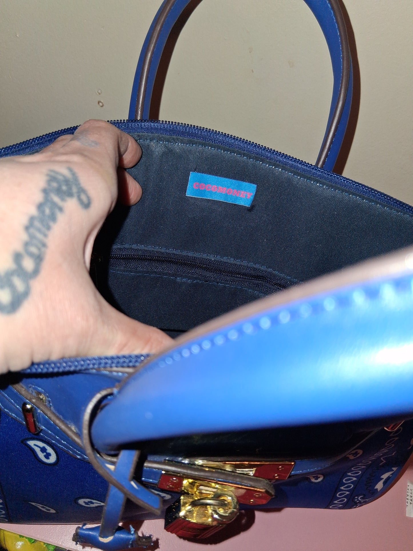 COCOMONEY HANDBAG BLUE WITH STRAP 11 HALF IN BY 9IN BY 6IN poly