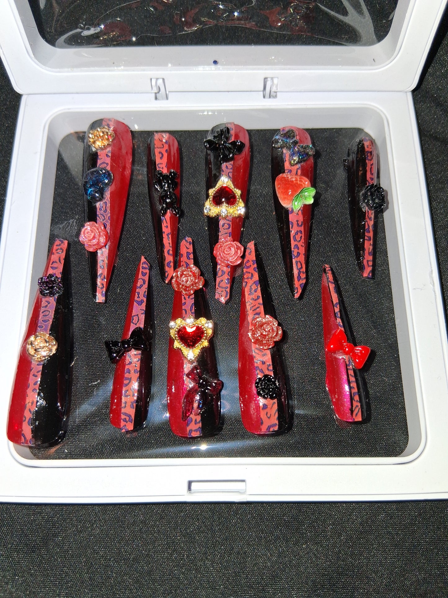 COCOMONEY NAILS CUSTOM 1 OF 1 GLUE ON PRESS ON COMES WITH FREE GIFTS #p39