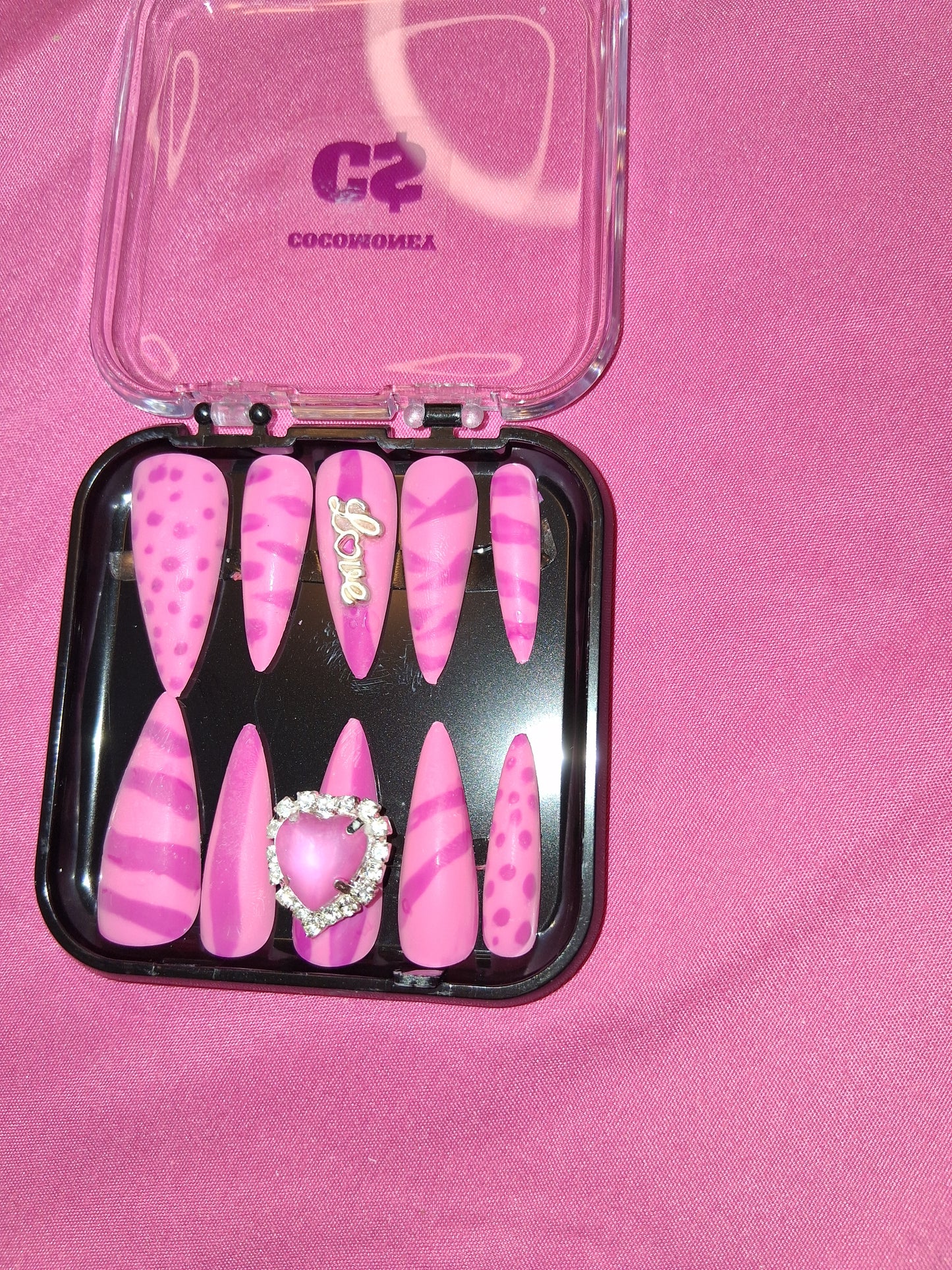 COCOMONEY NAILS CUSTOM 1 OF 1 GLUE ON PRESS ON COMES WITH FREE GIFTS #b94