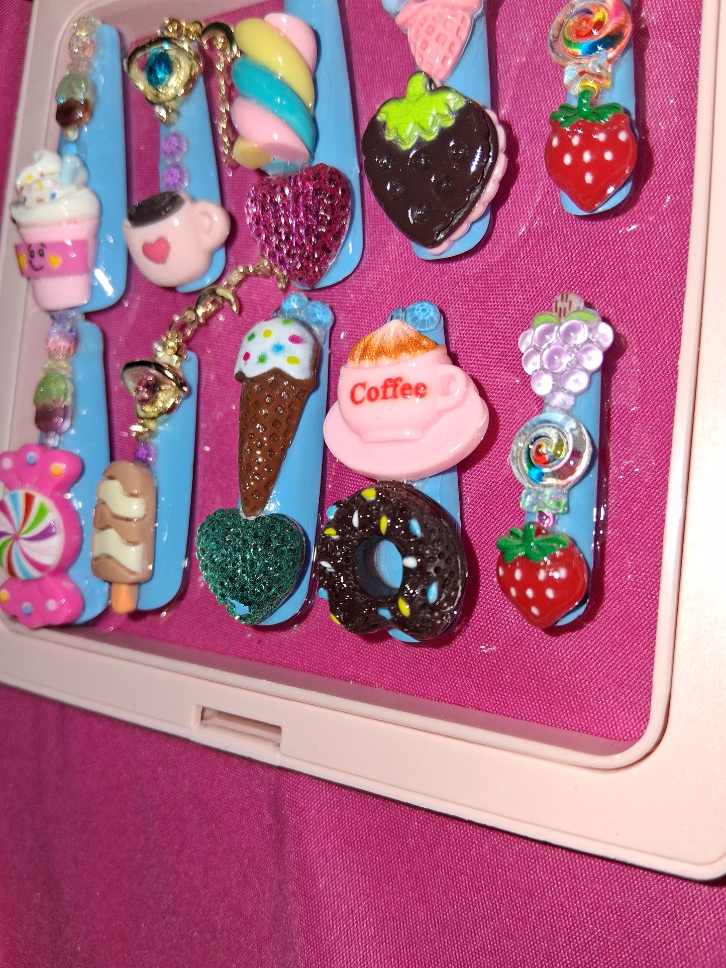 COCOMONEY NAILS CUSTOM 1 OF 1 GLUE ON PRESS ON COMES WITH FREE GIFTS #p4