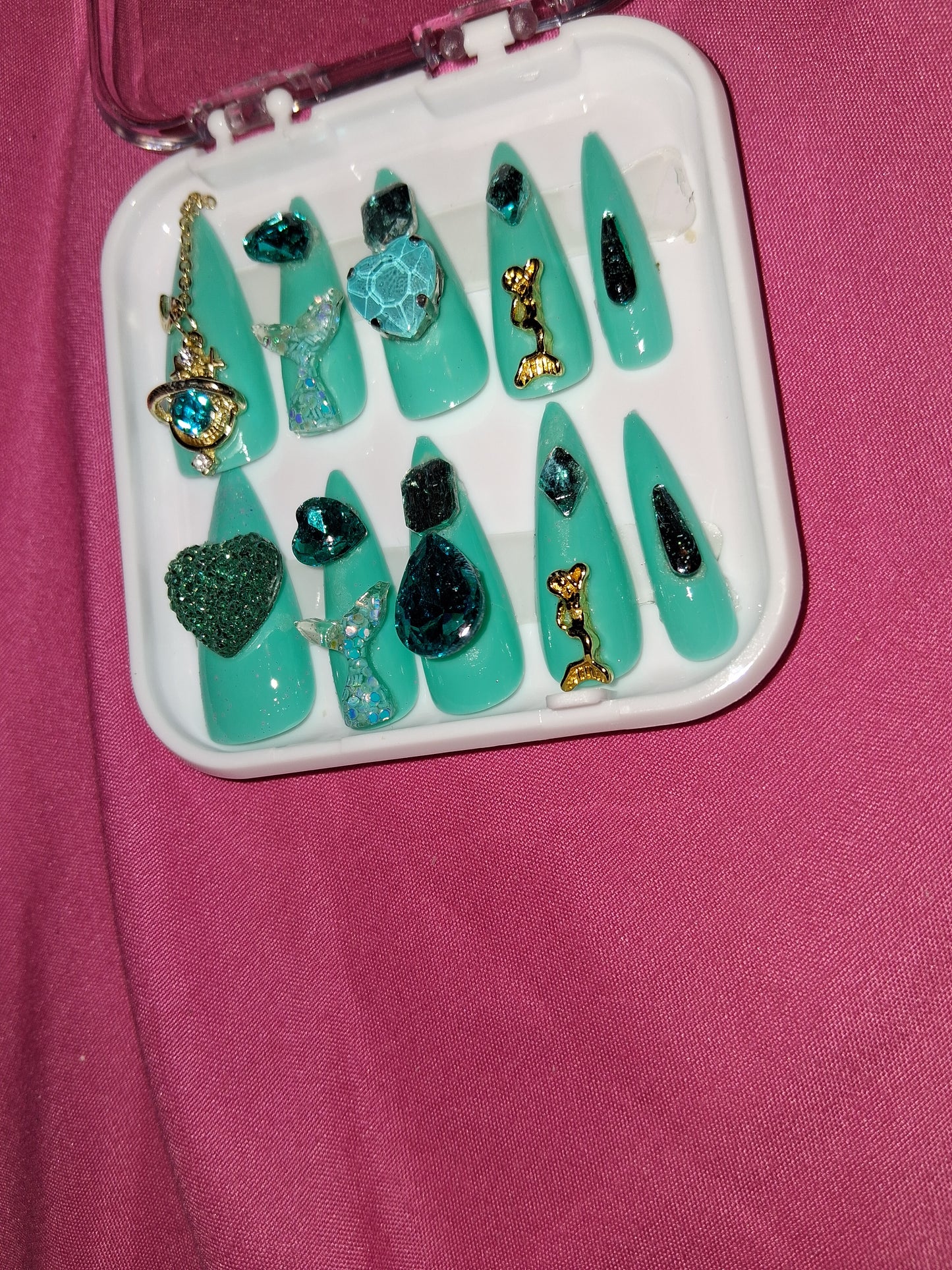 COCOMONEY NAILS CUSTOM 1 OF 1 GLUE ON PRESS ON COMES WITH FREE GIFTS #b51