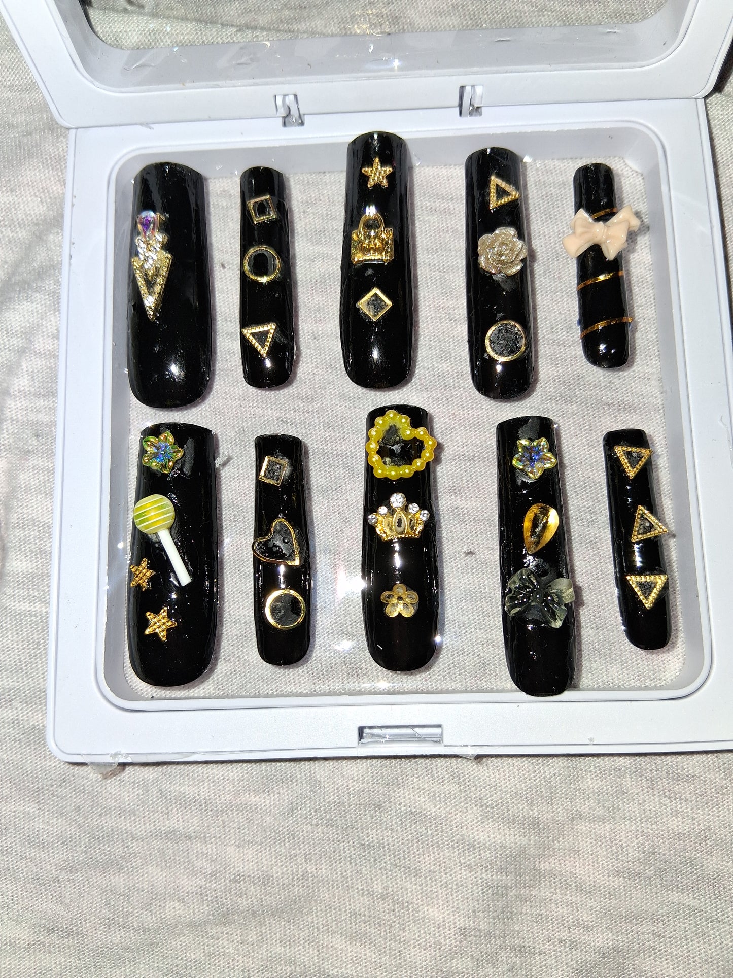 COCOMONEY NAILS CUSTOM 1 OF 1 GLUE ON PRESS ON COMES WITH FREE GIFTS #p26
