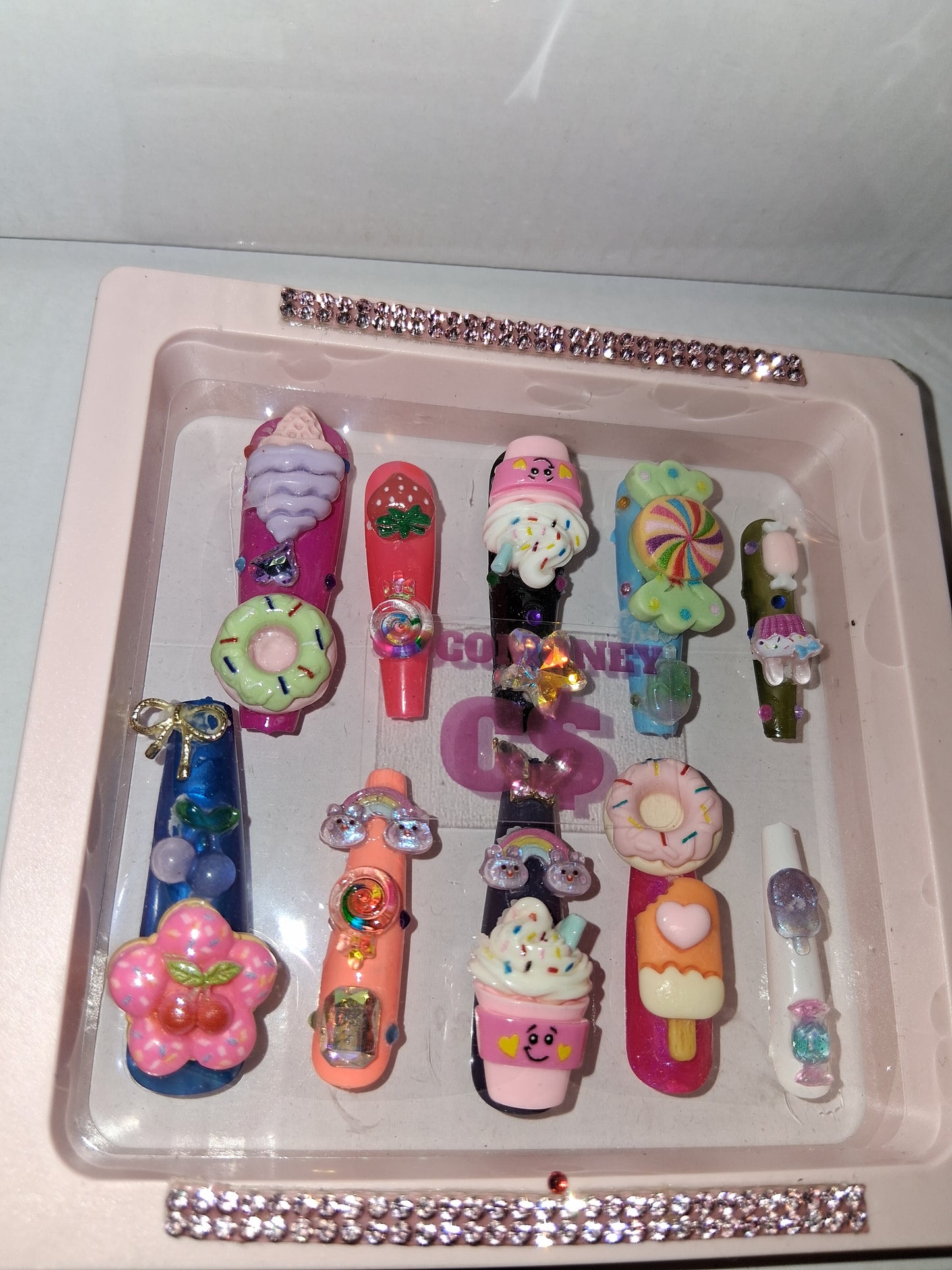 COCOMONEY NAILS CUSTOM 1 OF 1 GLUE ON PRESS ON COMES WITH FREE GIFTS #o95