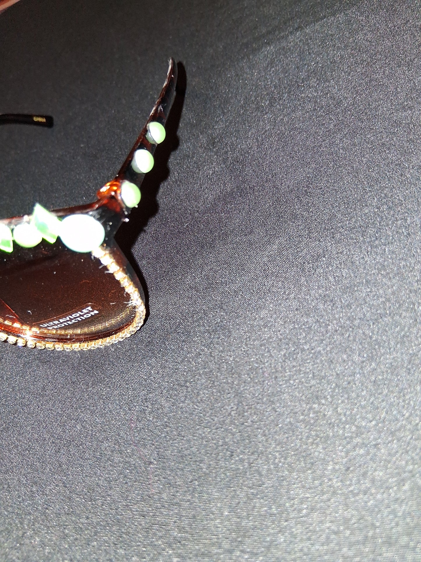 COCOMONEY GLASSES 1 OF A KIND CUSTOM SUN GLASSES PLASTIC πΆ comes with free gifts π