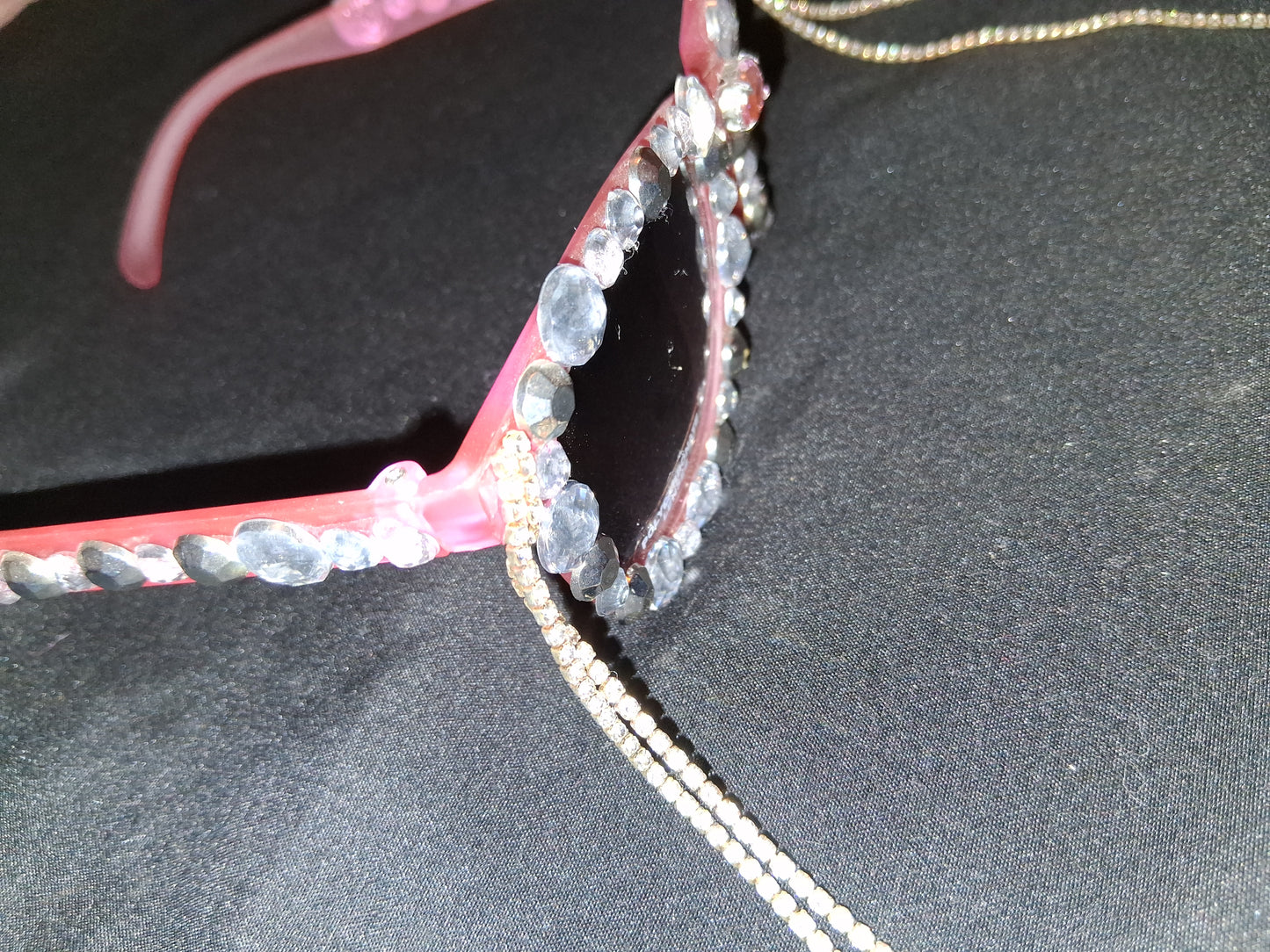 COCOMONEY GLASSES 1 OF A KIND CUSTOM SUN GLASSES PLASTIC πΆ comes with free gifts π