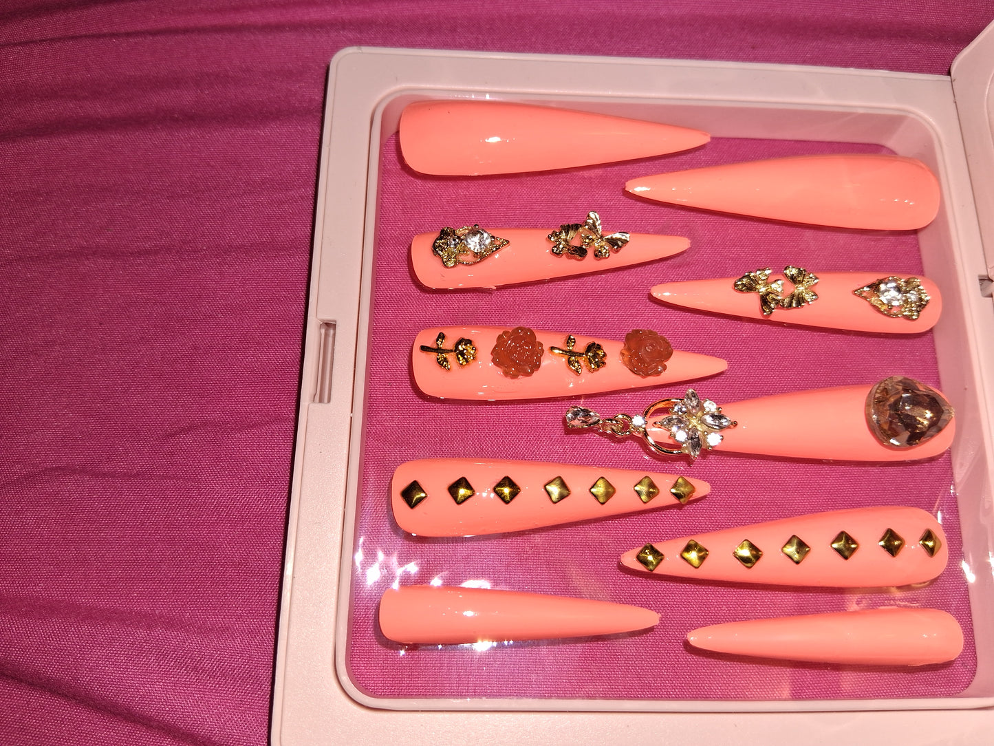 COCOMONEY NAILS CUSTOM 1 OF 1 GLUE ON PRESS ON COMES WITH FREE GIFTS #o14
