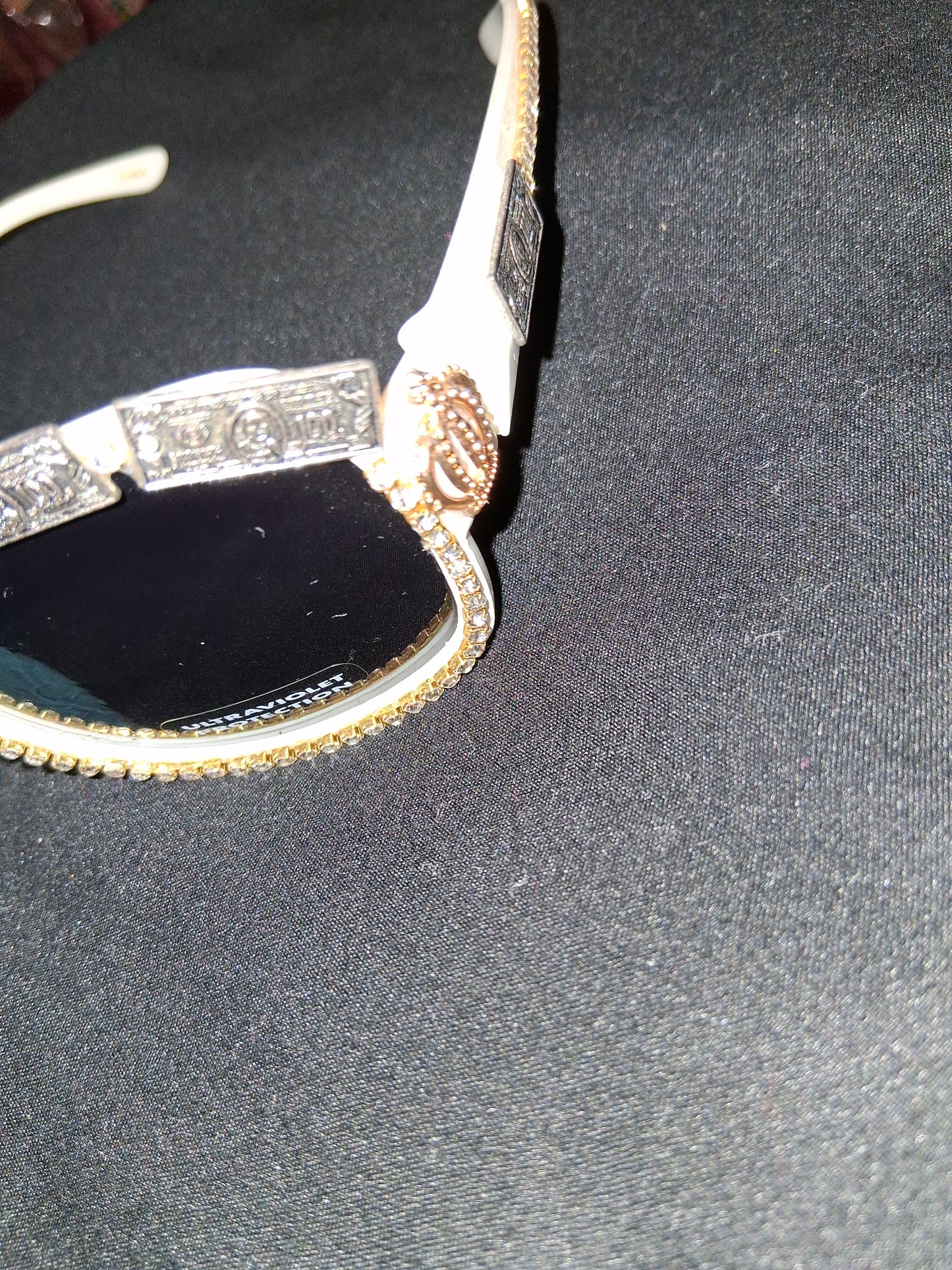 COCOMONEY GLASSES 1 OF A KIND CUSTOM SUN GLASSES PLASTIC πΆ comes with free gifts π