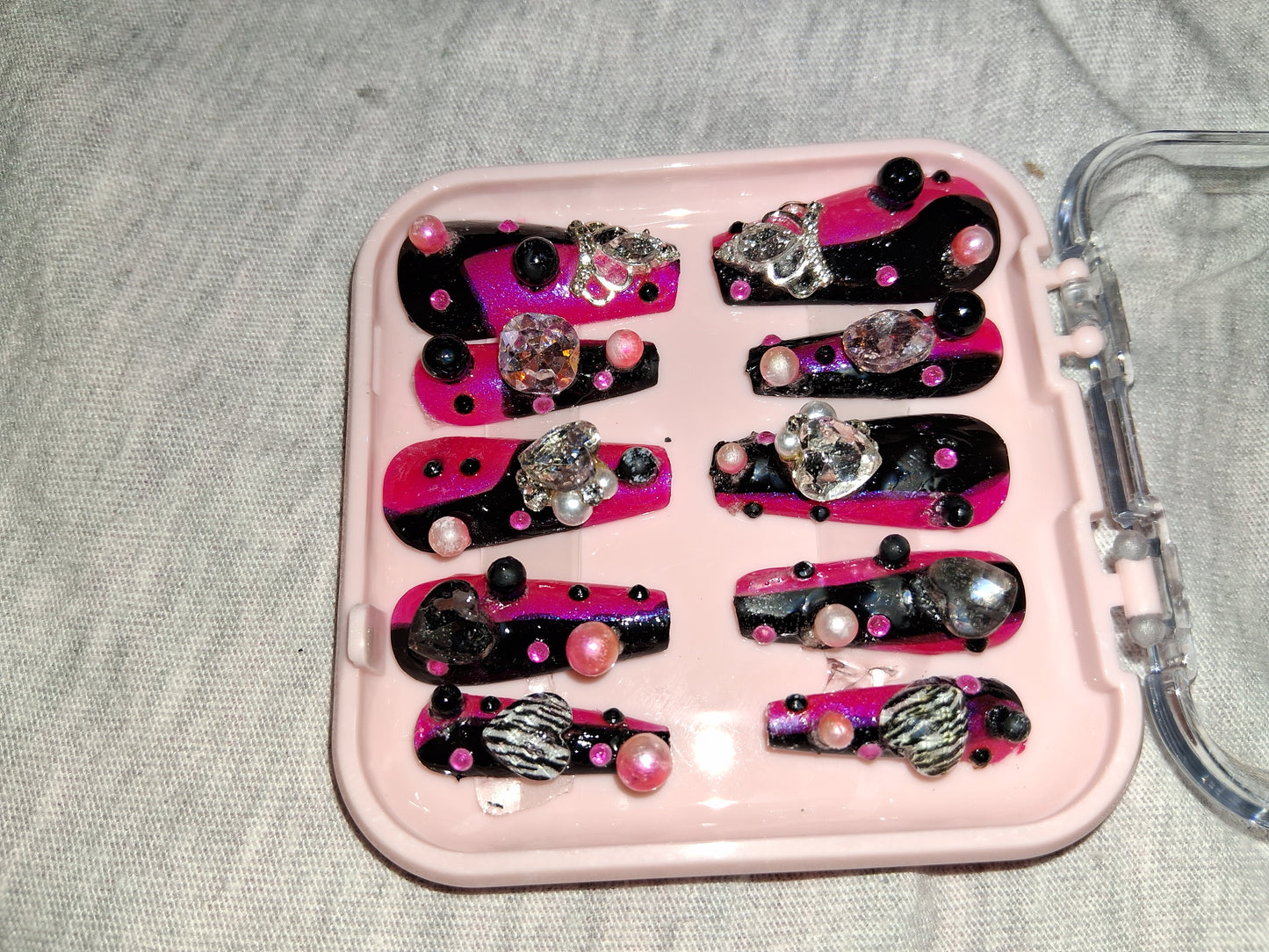 COCOMONEY NAILS CUSTOM 1 OF 1 GLUE ON PRESS ON COMES WITH FREE GIFTS #b58