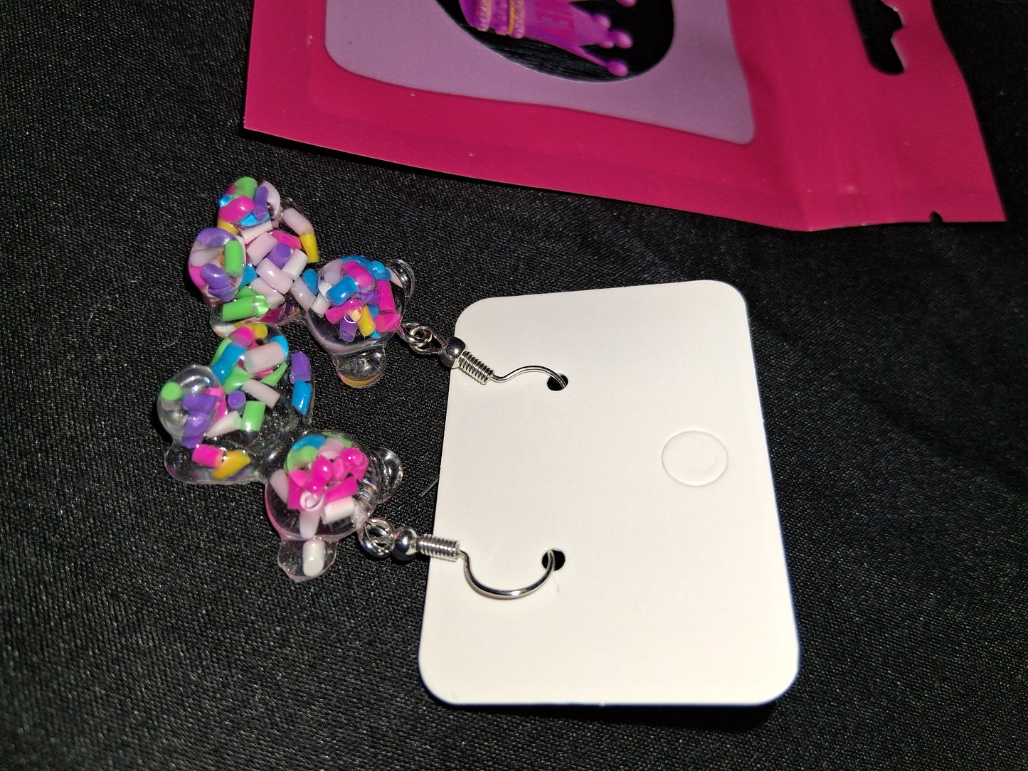 COCOMONEY EARRINGS BEAUTY AND ELEGANCE POSSIBLE MATERIALS PLASTIC RESIN METAL