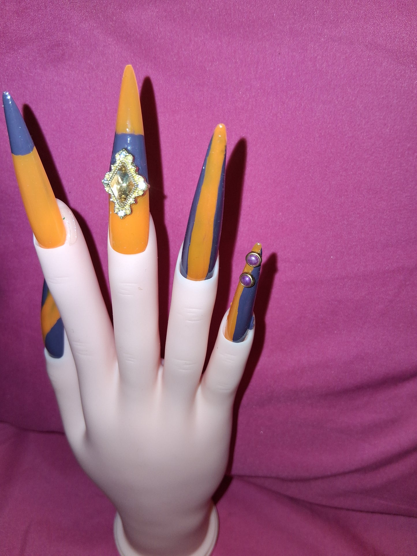 COCOMONEY NAILS CUSTOM 1 OF 1 GLUE ON PRESS ON COMES WITH FREE GIFTS #o71