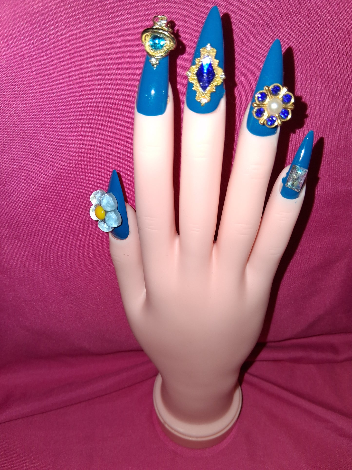 COCOMONEY NAILS CUSTOM 1 OF 1 GLUE ON PRESS ON COMES WITH FREE GIFTS #o22