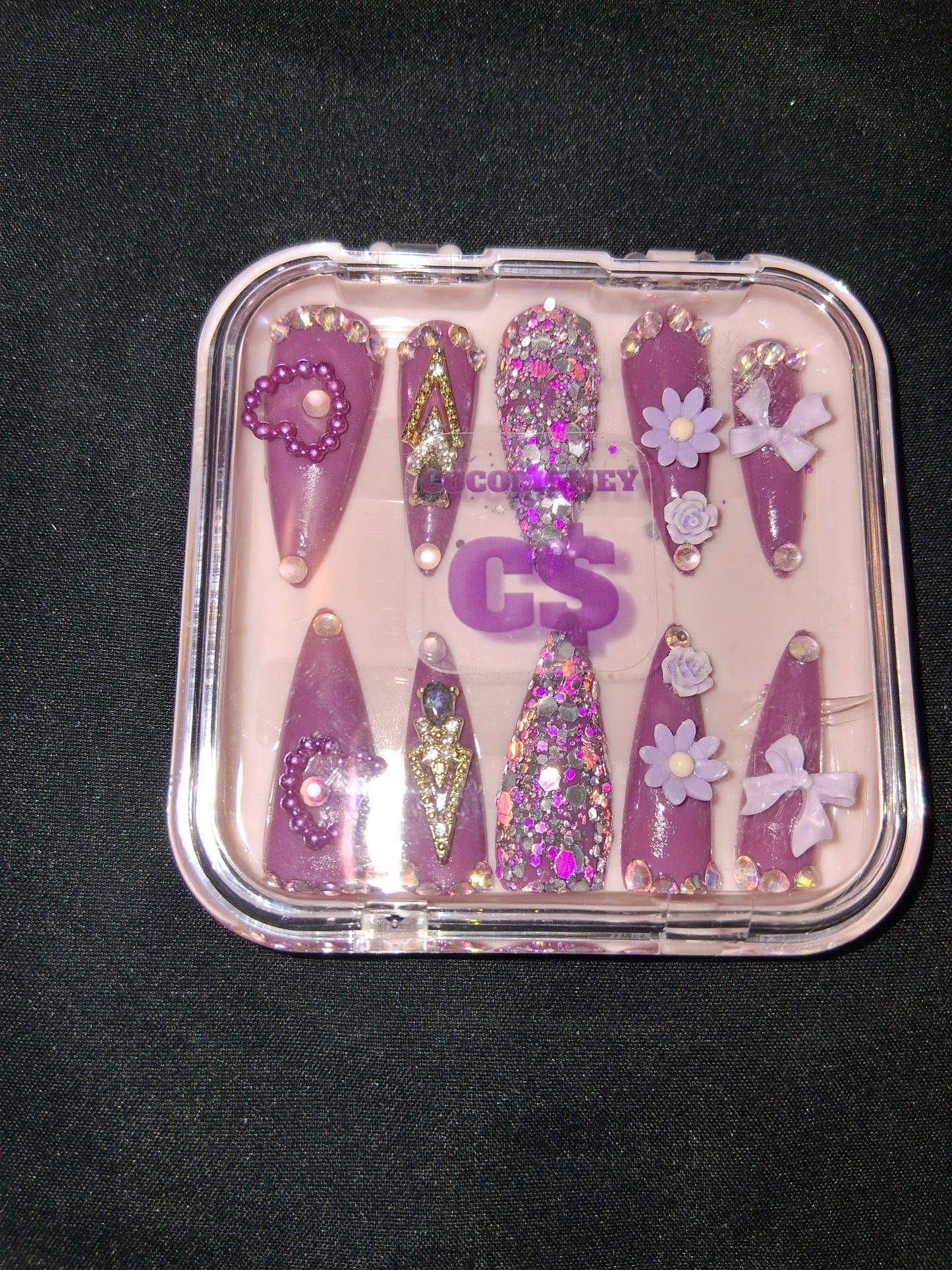COCOMONEY NAILS CUSTOM 1 OF A KIND PIECES ACRYLIC COMES WITH FREE GIFTS