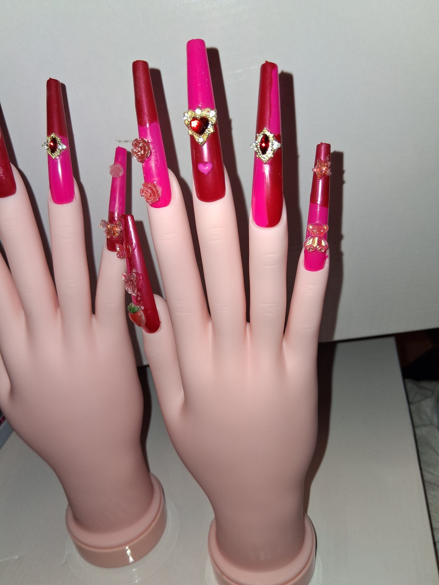 COCOMONEY NAILS CUSTOM 1 OF 1 GLUE ON PRESS ON COMES WITH FREE GIFTS #p72