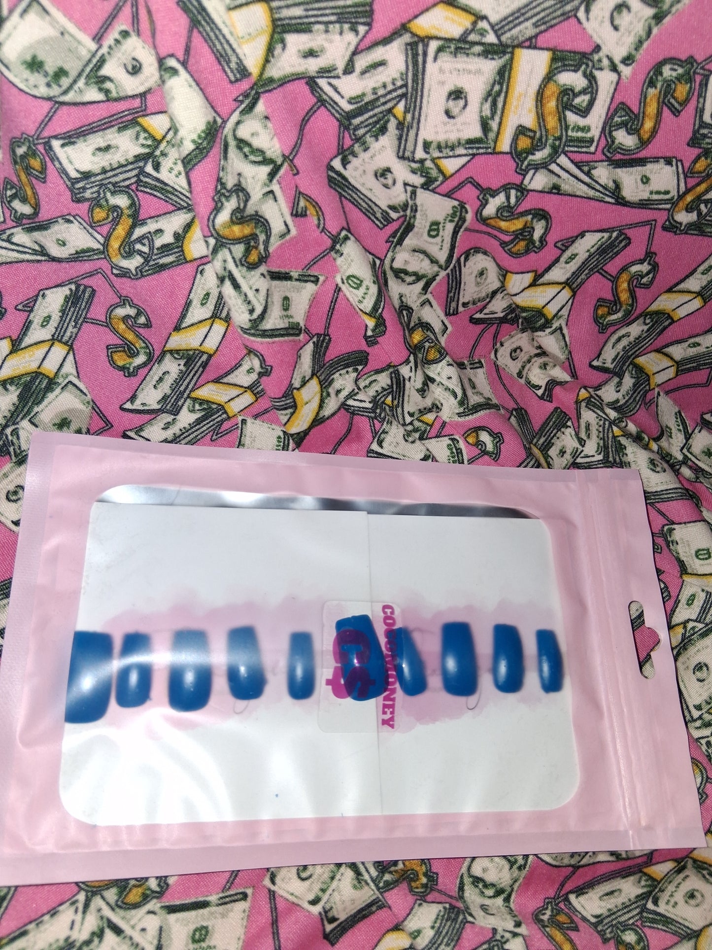 COCOMONEY NAILS CUSTOM 1 OF 1 GLUE ON PRESS ON COMES WITH FREE GIFTS #g8