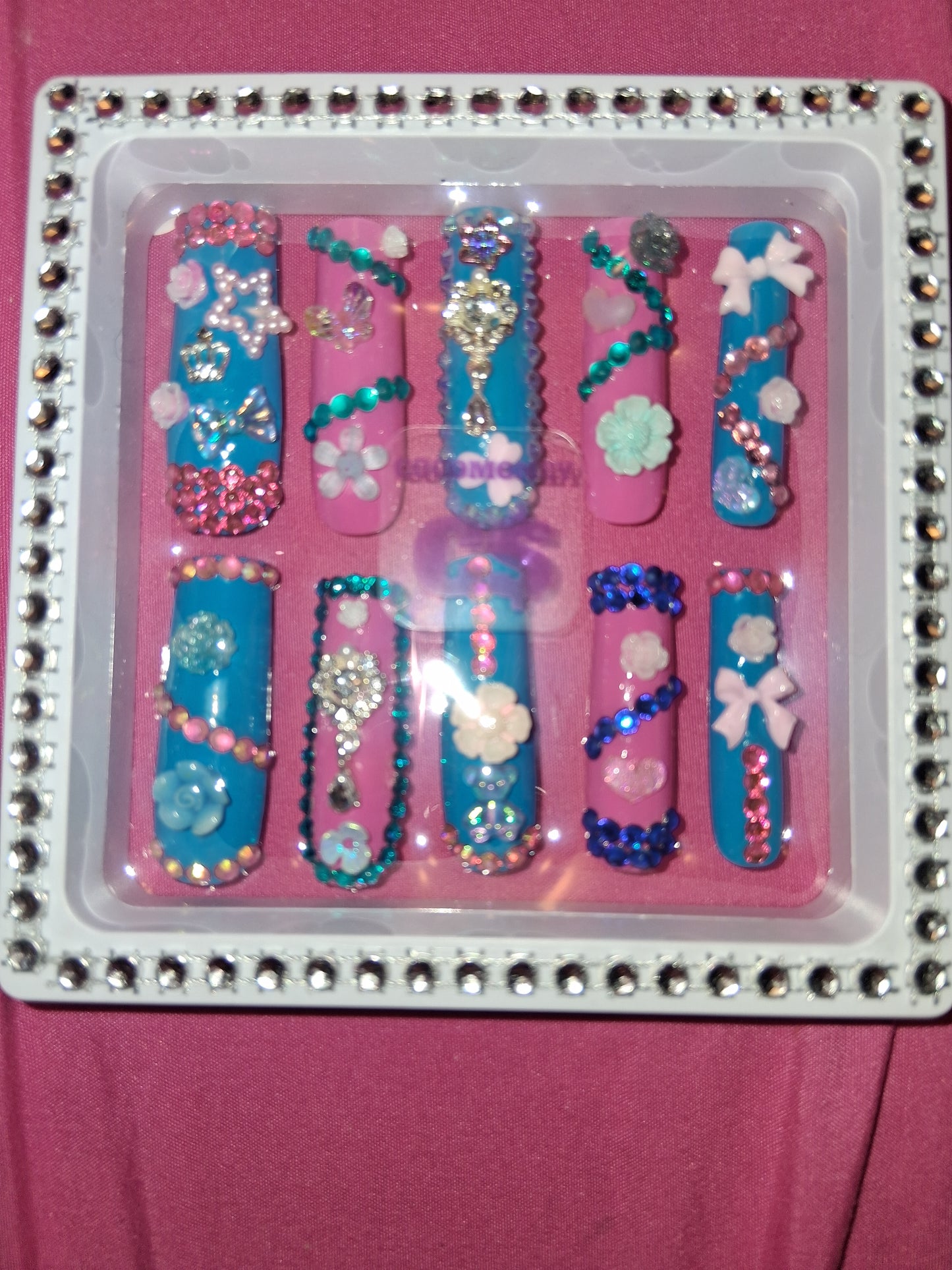 COCOMONEY NAILS CUSTOM 1 OF 1 GLUE ON PRESS ON COMES WITH FREE GIFTS #o23
