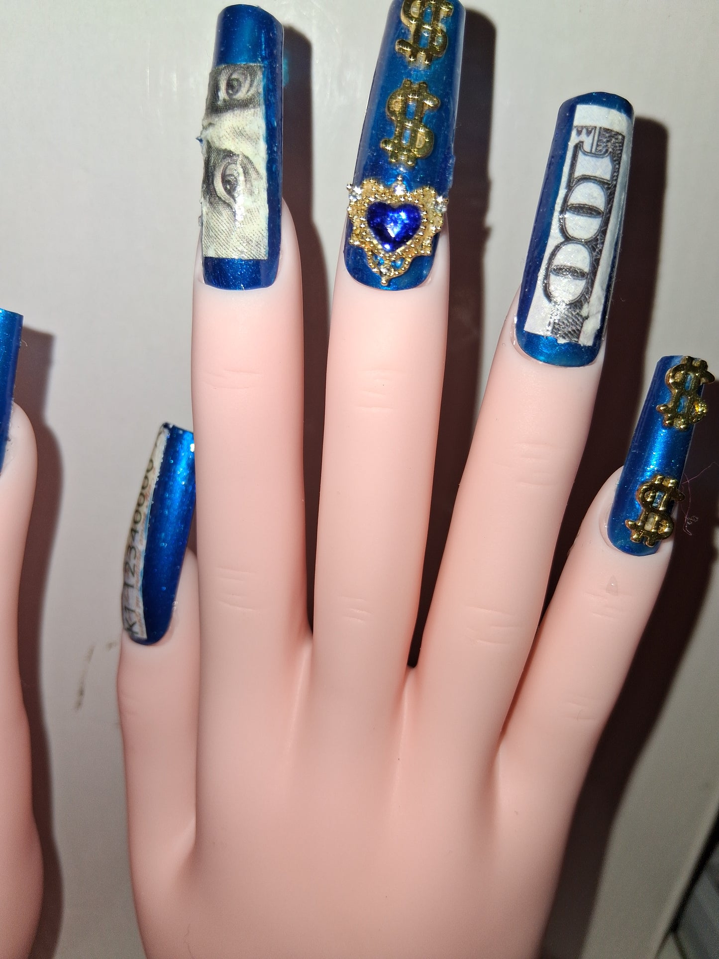 COCOMONEY NAILS CUSTOM 1 OF 1 GLUE ON PRESS ON COMES WITH FREE GIFTS #o48