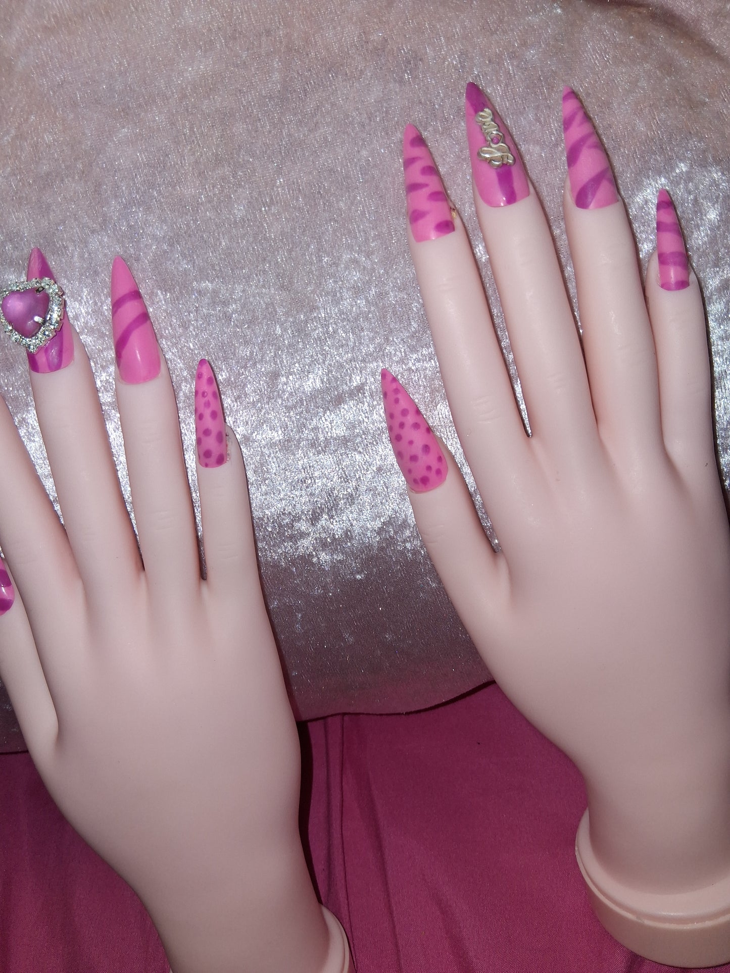 COCOMONEY NAILS CUSTOM 1 OF 1 GLUE ON PRESS ON COMES WITH FREE GIFTS #b94