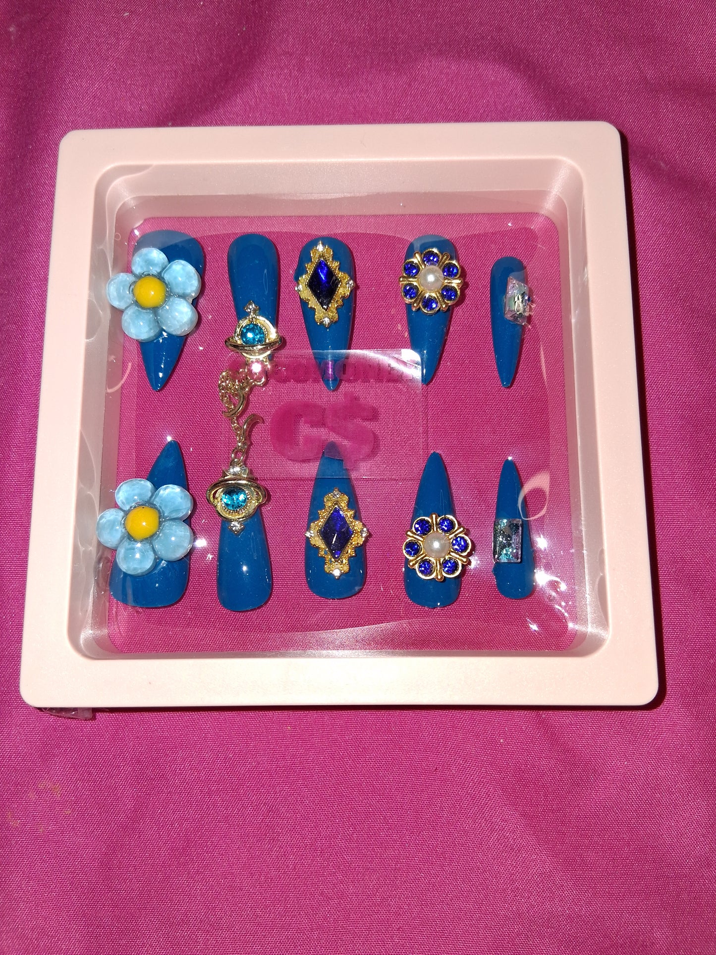 COCOMONEY NAILS CUSTOM 1 OF 1 GLUE ON PRESS ON COMES WITH FREE GIFTS #o22